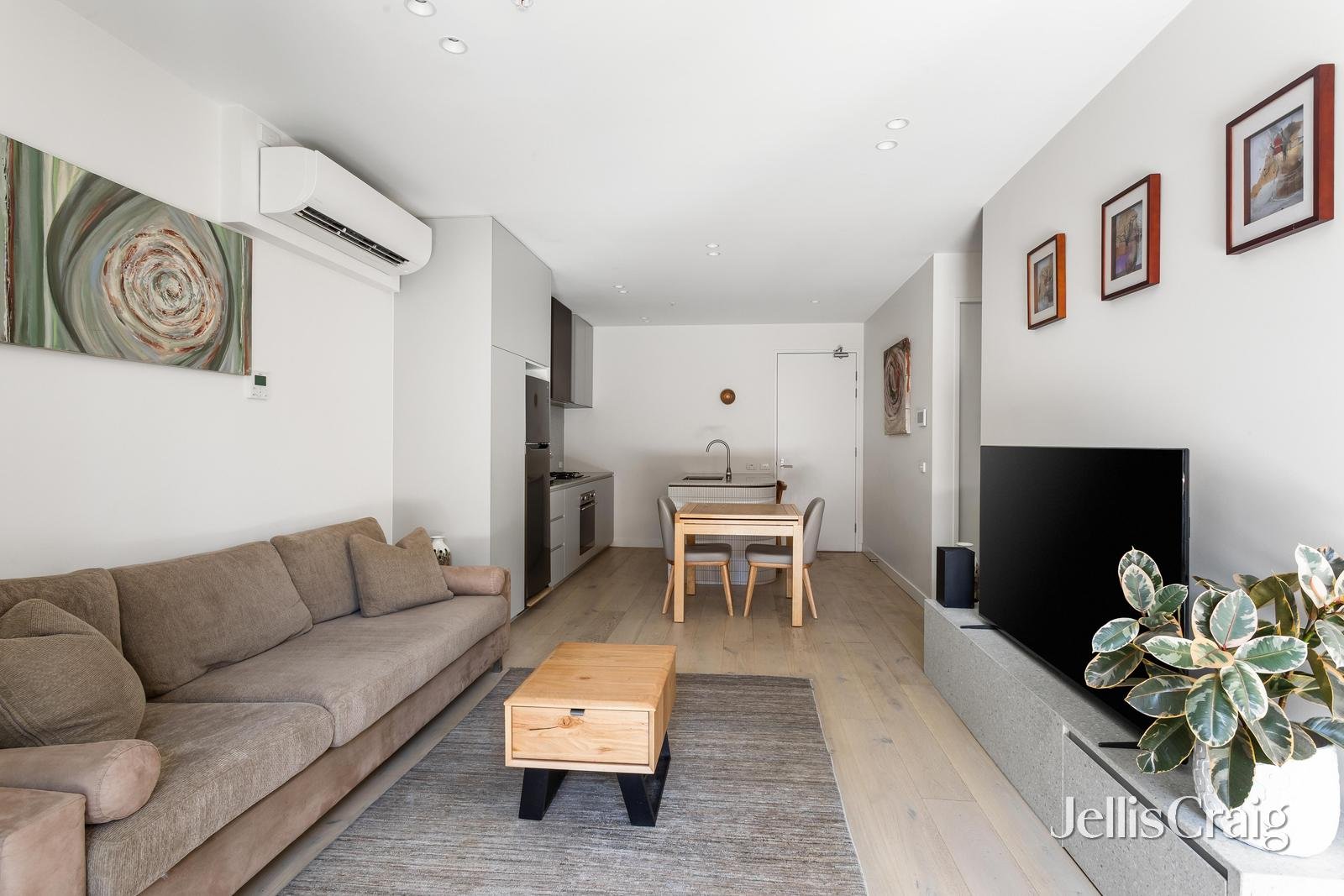 g2/429 Bay Street, Brighton image 4