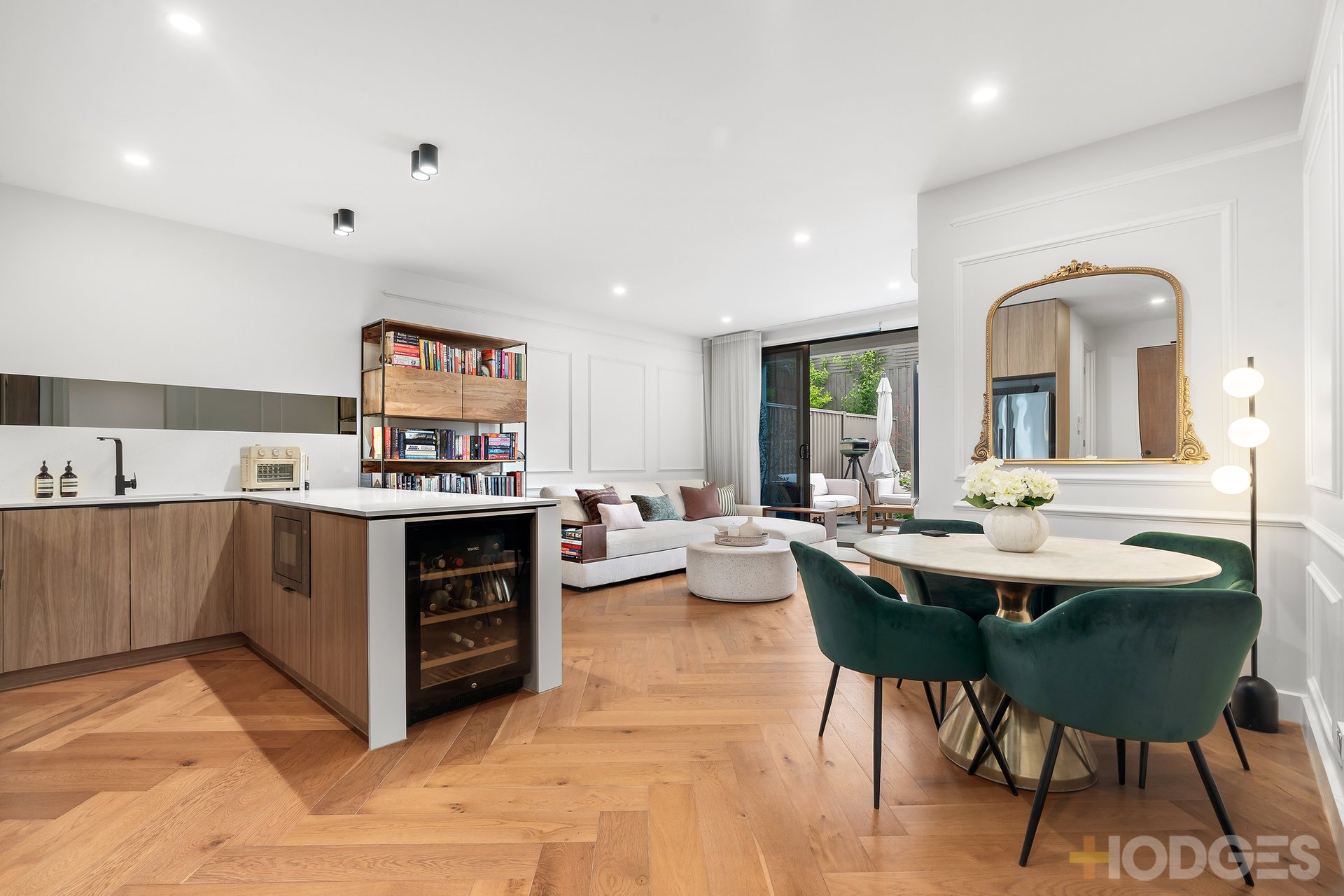 G8 / 1056 Nepean Highway Highett