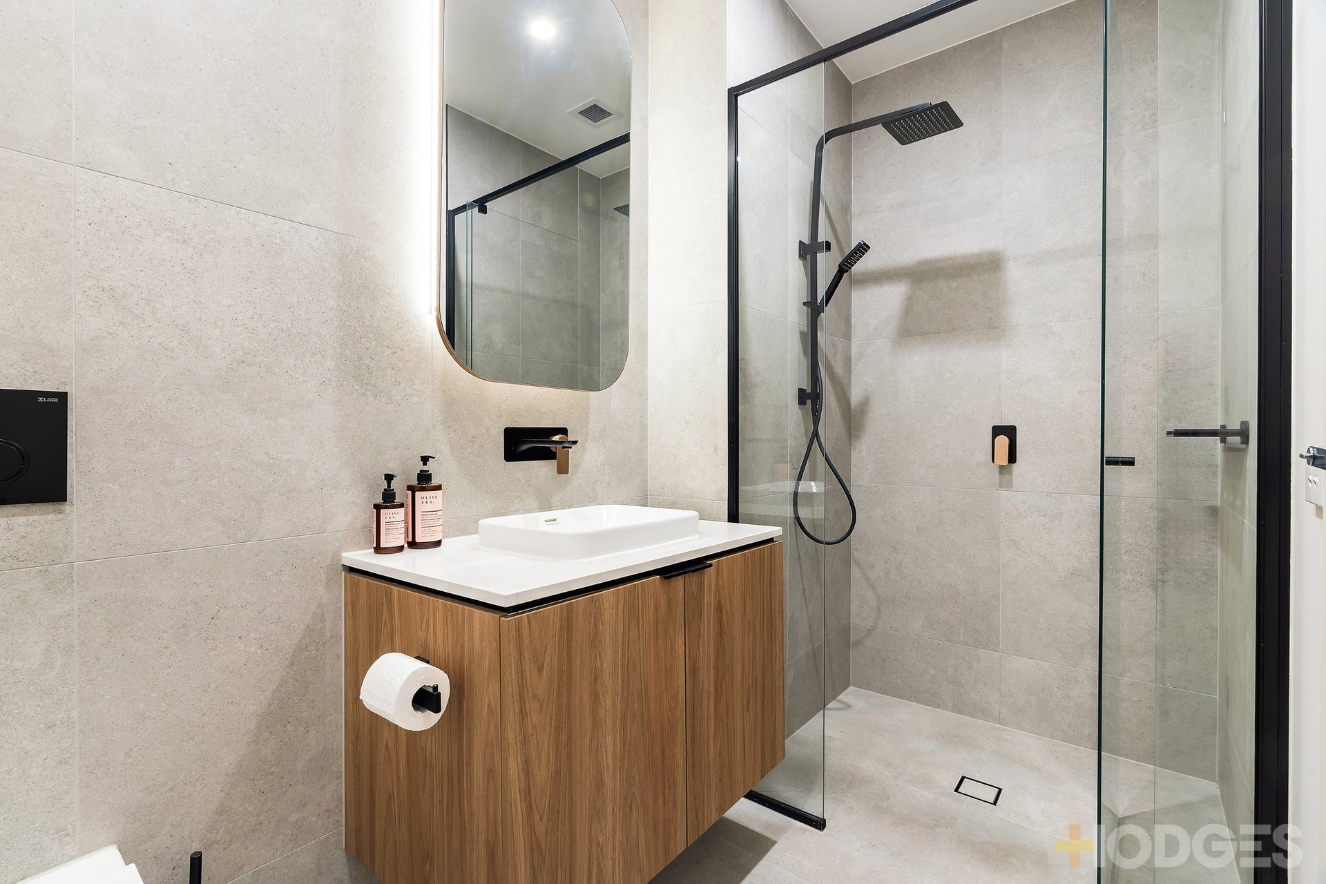 G8 / 1056 Nepean Highway Highett