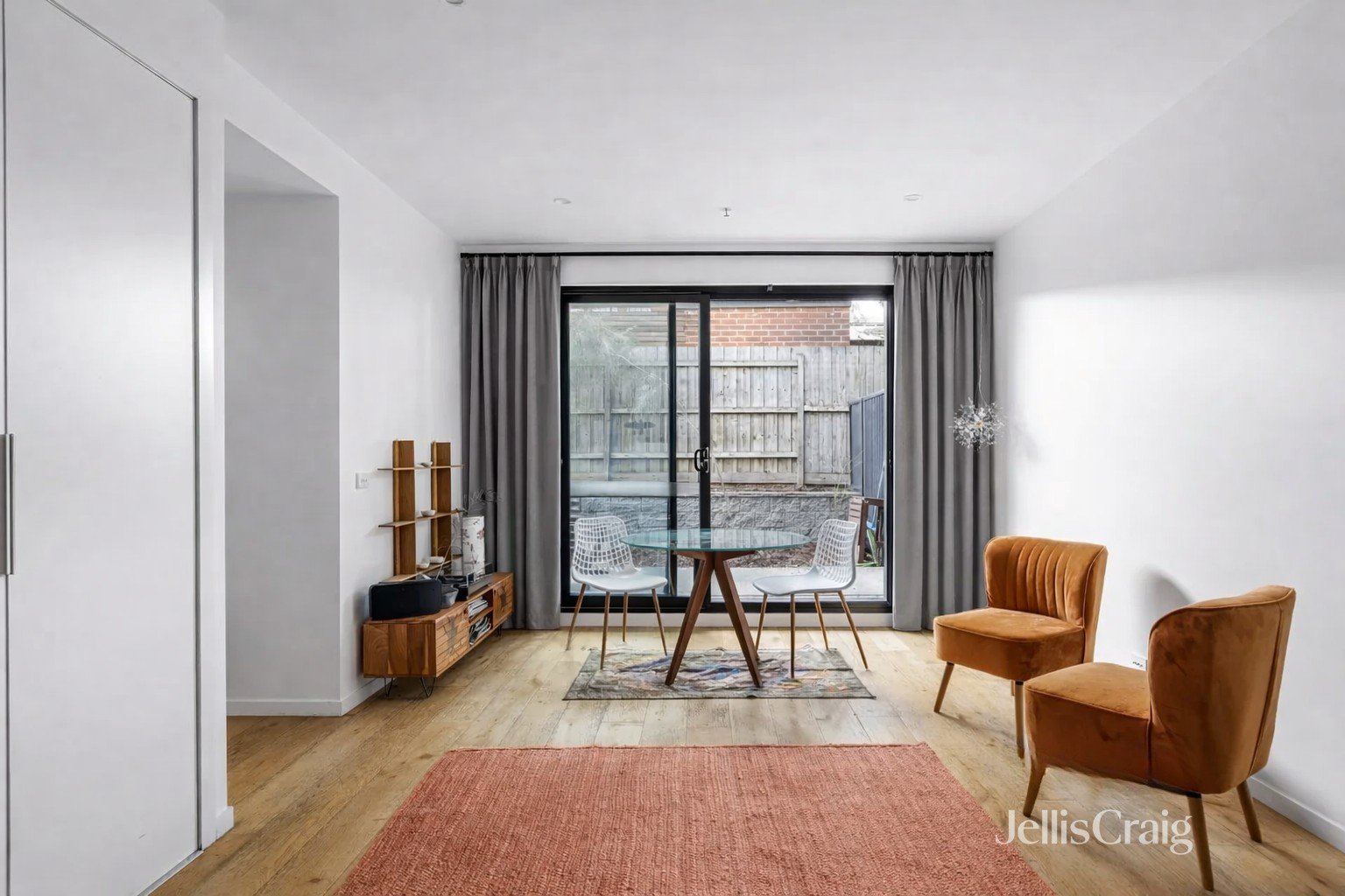 G8/213-219 Brunswick Road, Brunswick image 2