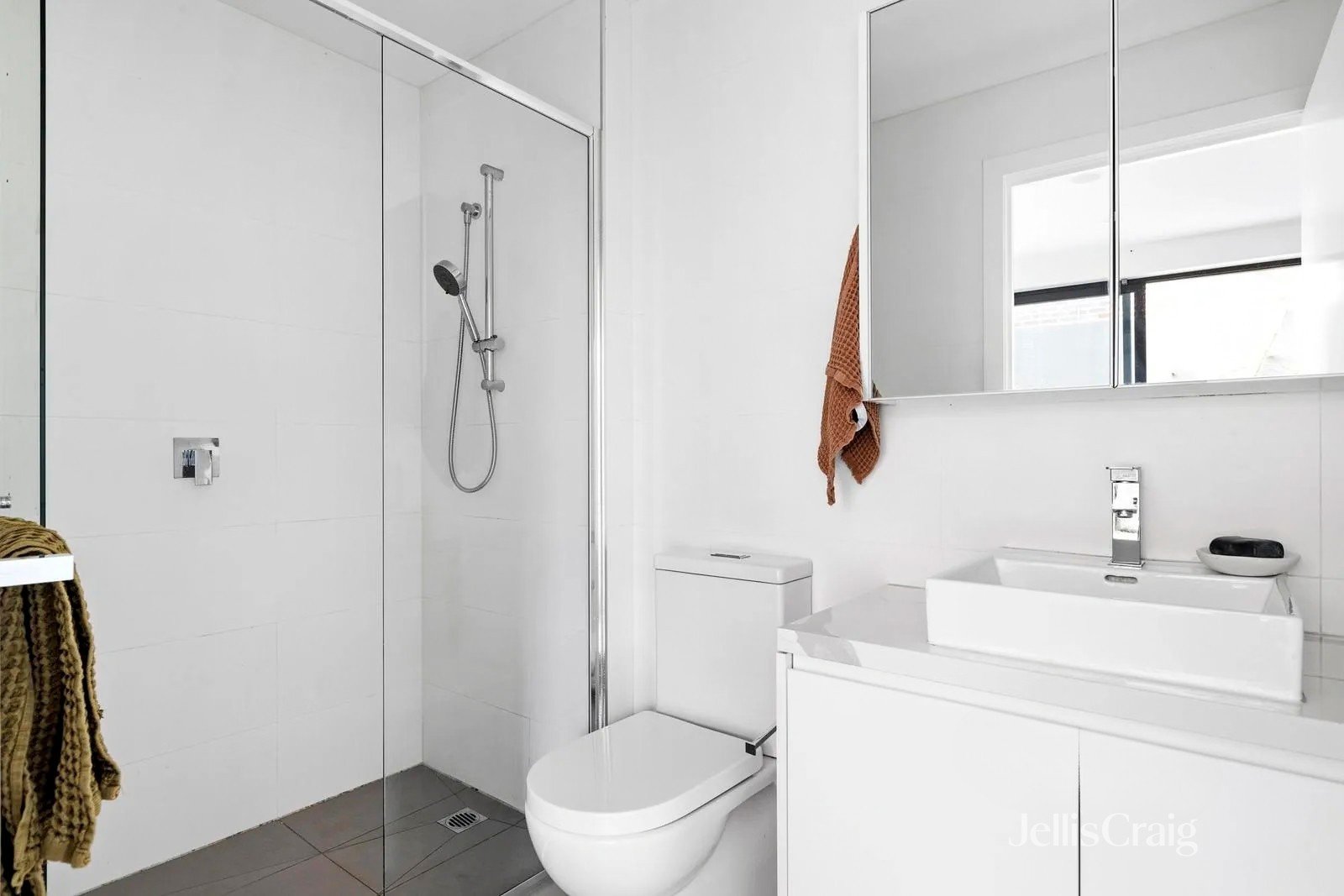 G8/213-219 Brunswick Road, Brunswick image 4