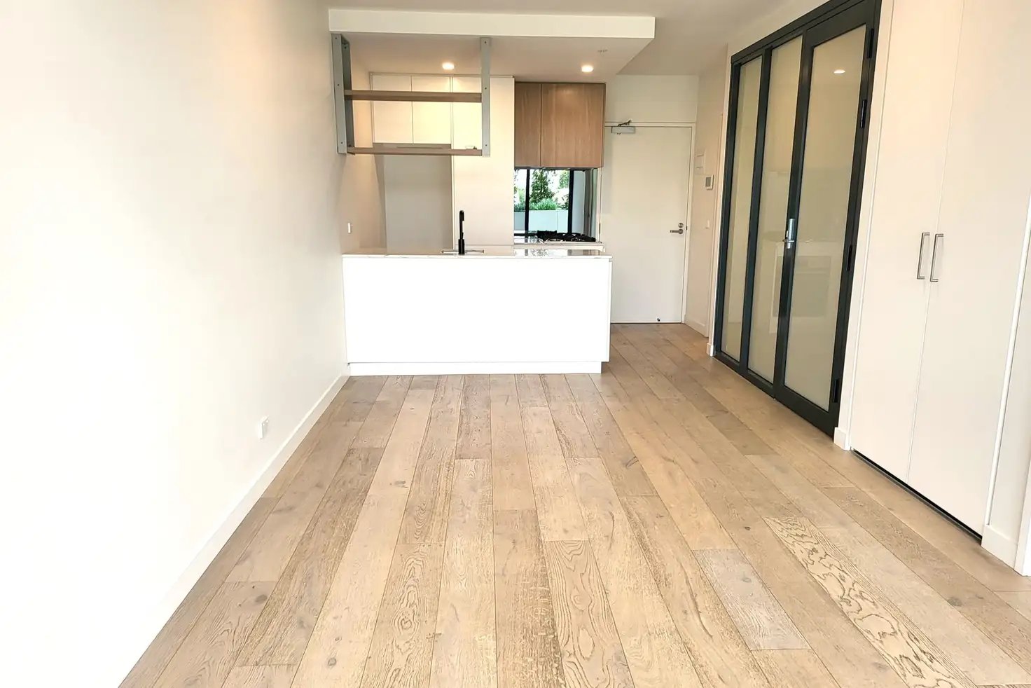 Property Gallery Thumbnail 2