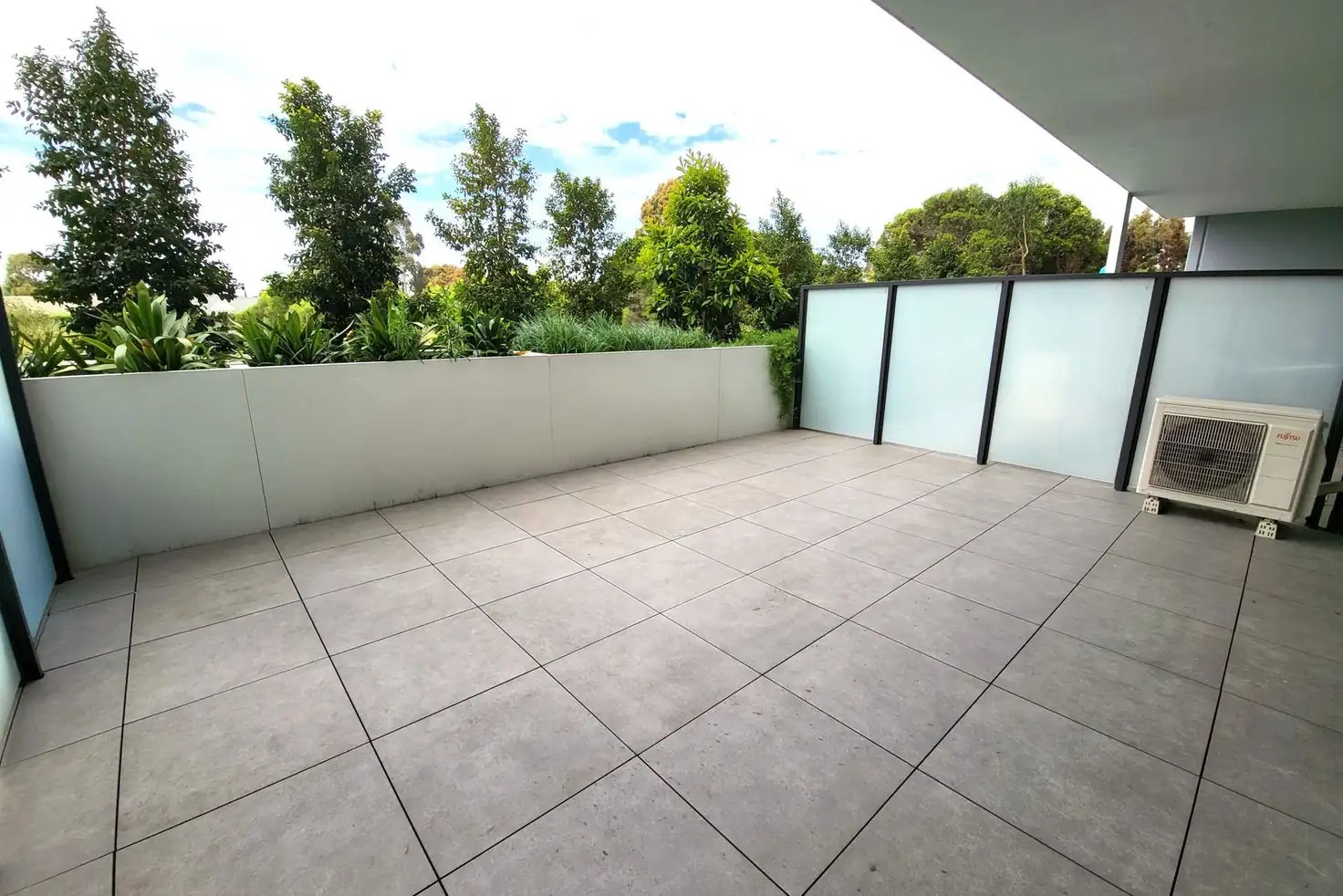 Property Gallery Thumbnail 9