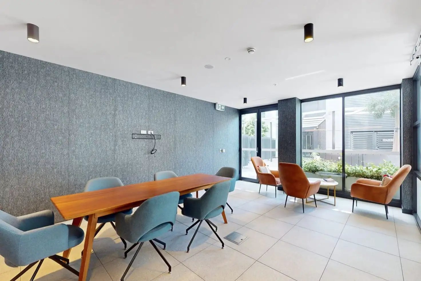 Property Gallery Thumbnail 12