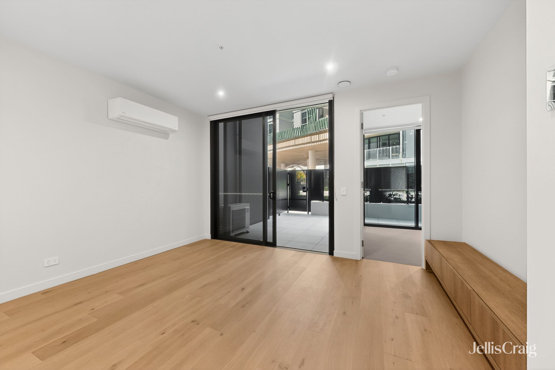 G9/526 Epsom Road, Flemington image 4