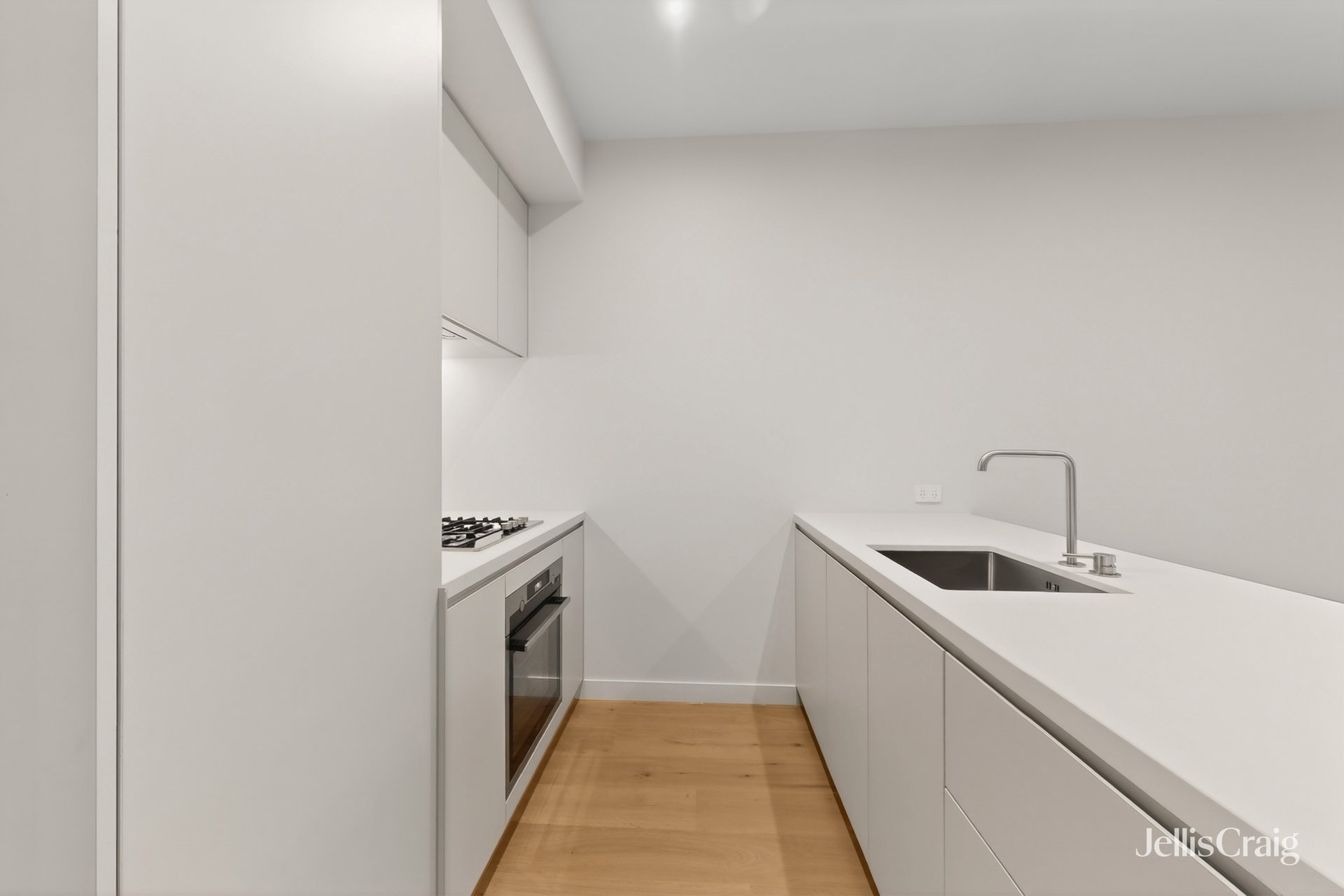 G9/526 Epsom Road, Flemington image 2