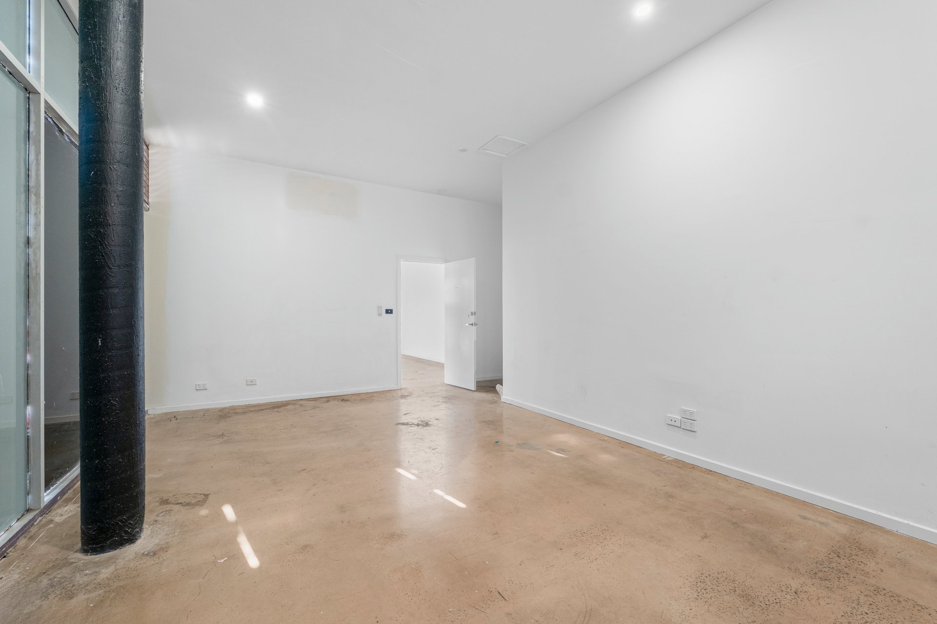 Ground Floor/137 Melville Road, Brunswick&nbsp;West image 4