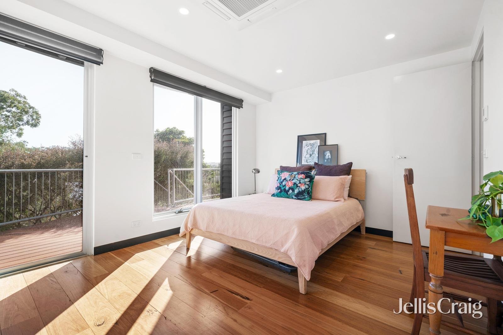 House 2/40 Banks Road, Eltham North image 12