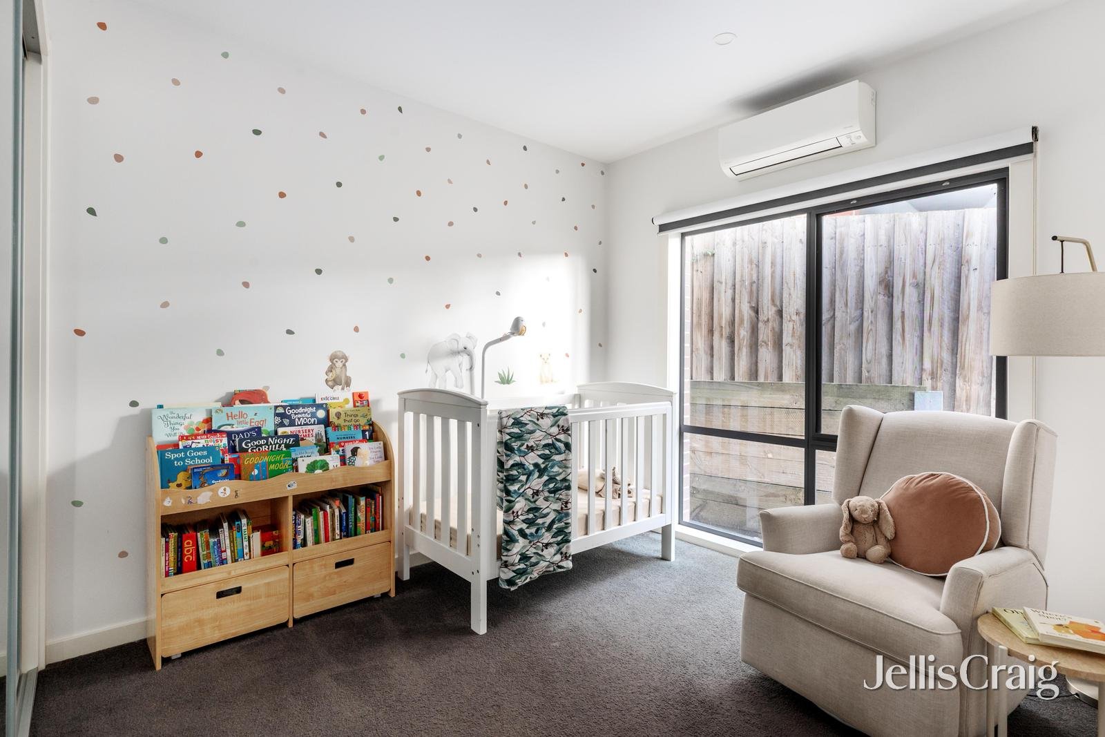 House 2/60 Medbury Avenue, Greensborough image 8