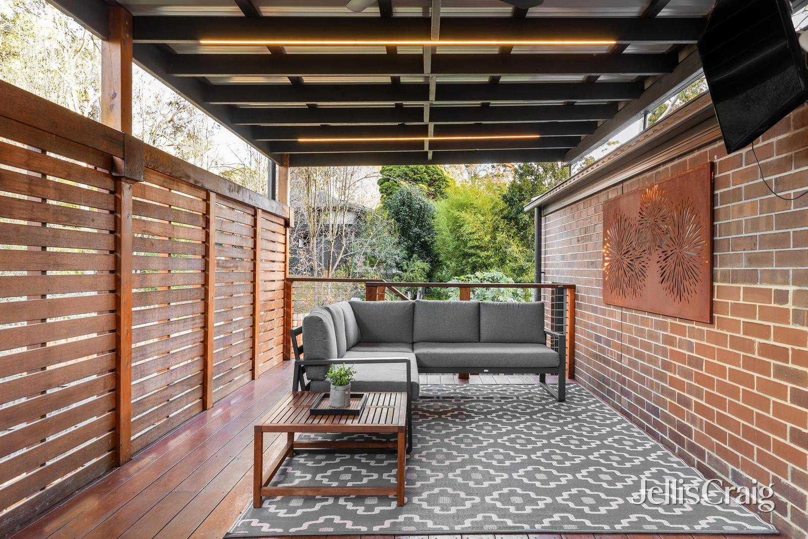 House 2/60 Medbury Avenue, Greensborough image 13