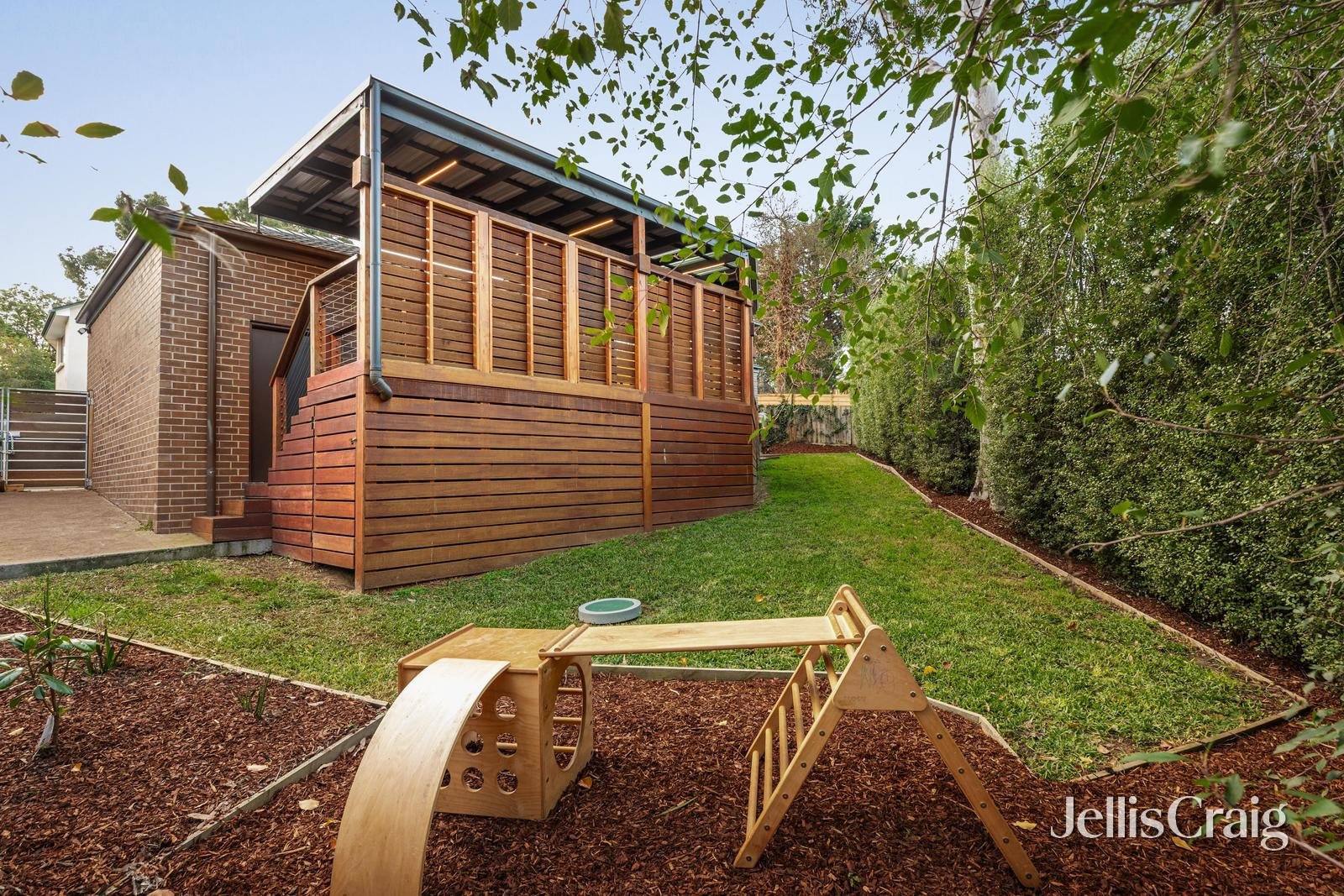House 2/60 Medbury Avenue, Greensborough image 15
