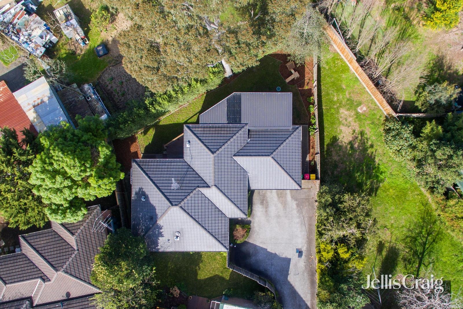House 2/60 Medbury Avenue, Greensborough image 18