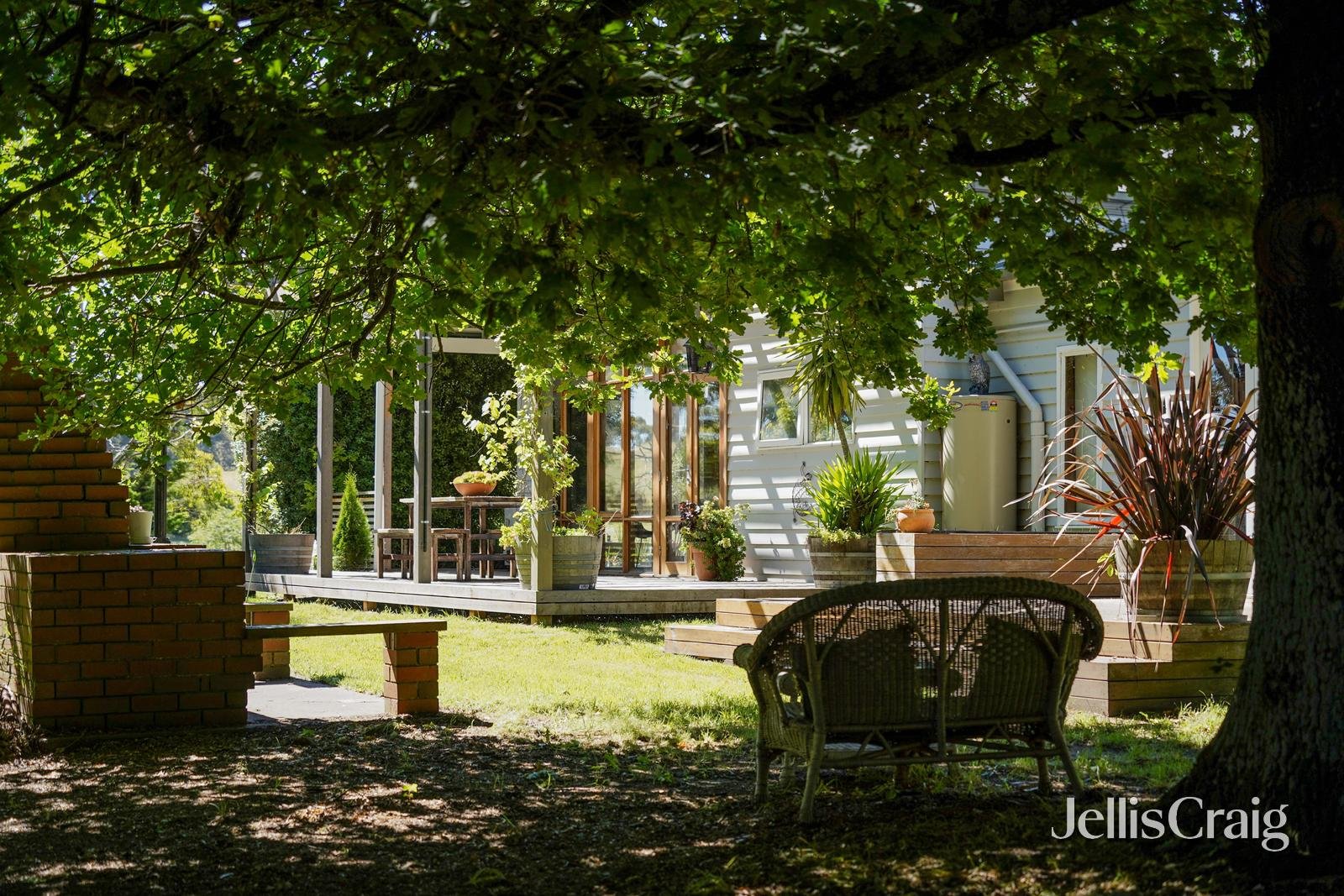 Lesmurdie Park 1265 Rochford Road, Newham image 28