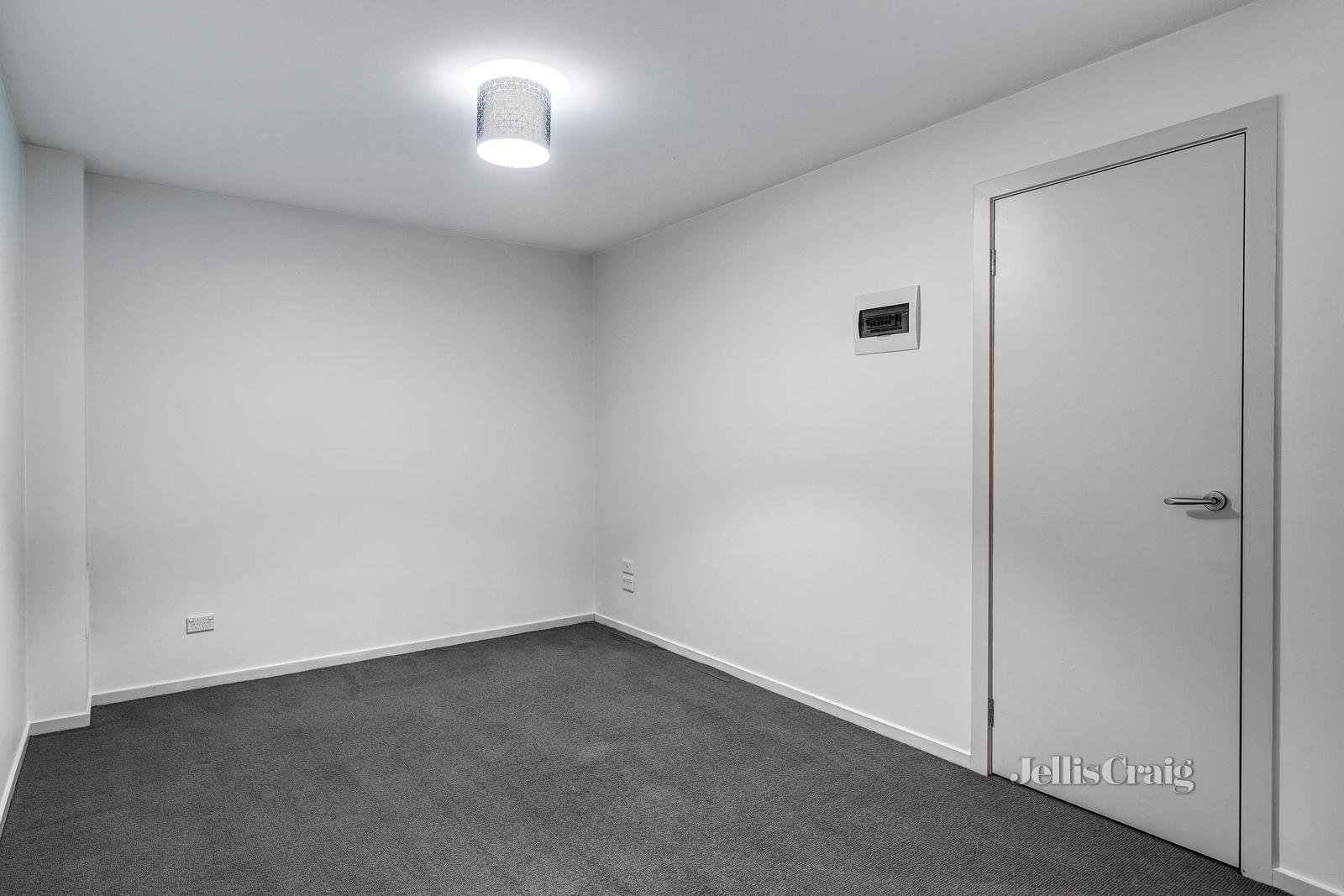 Level 1, Unit 5/265 Para Road, Greensborough image 5