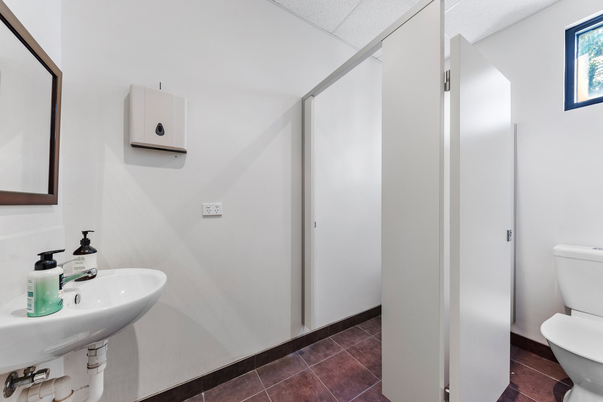 Level 1/2G Lambourn Road, Watsonia image 11