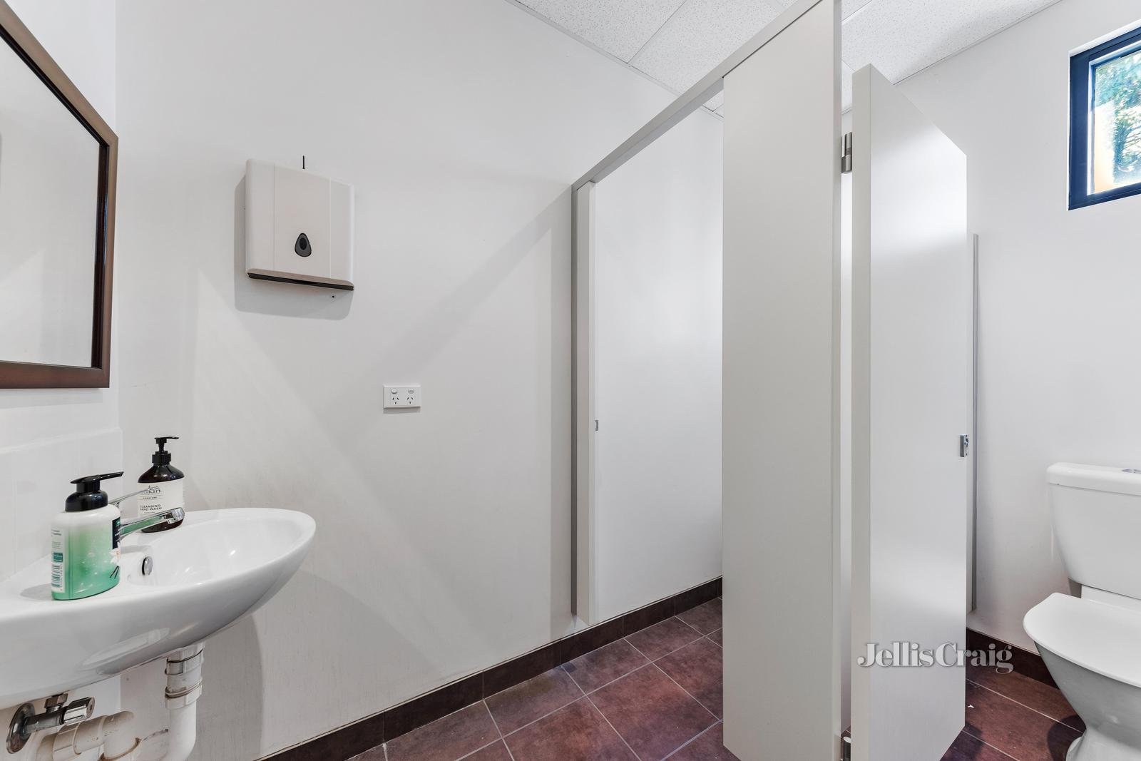 Level 1/2G Lambourn Road, Watsonia image 12