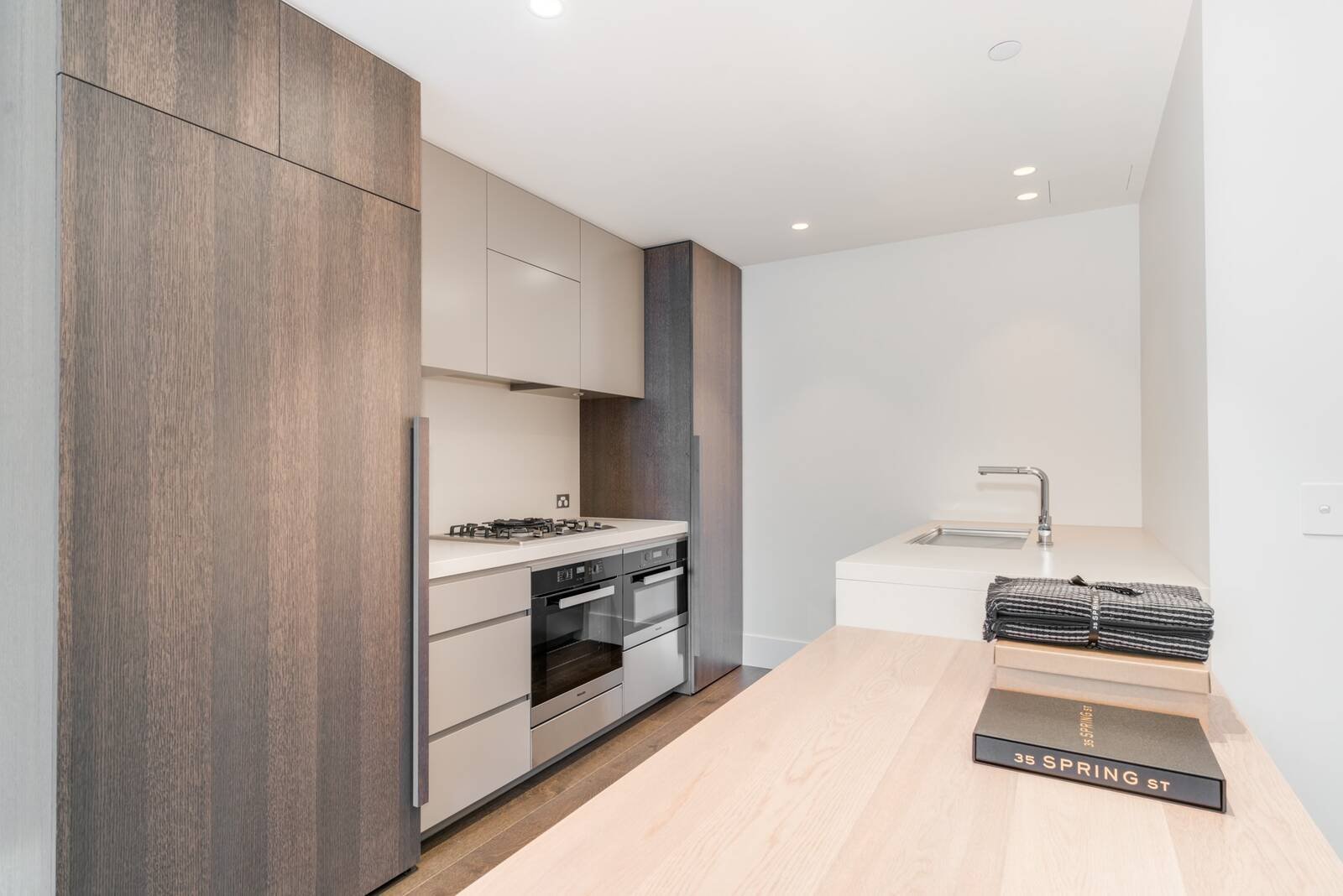 Property Gallery Thumbnail 3