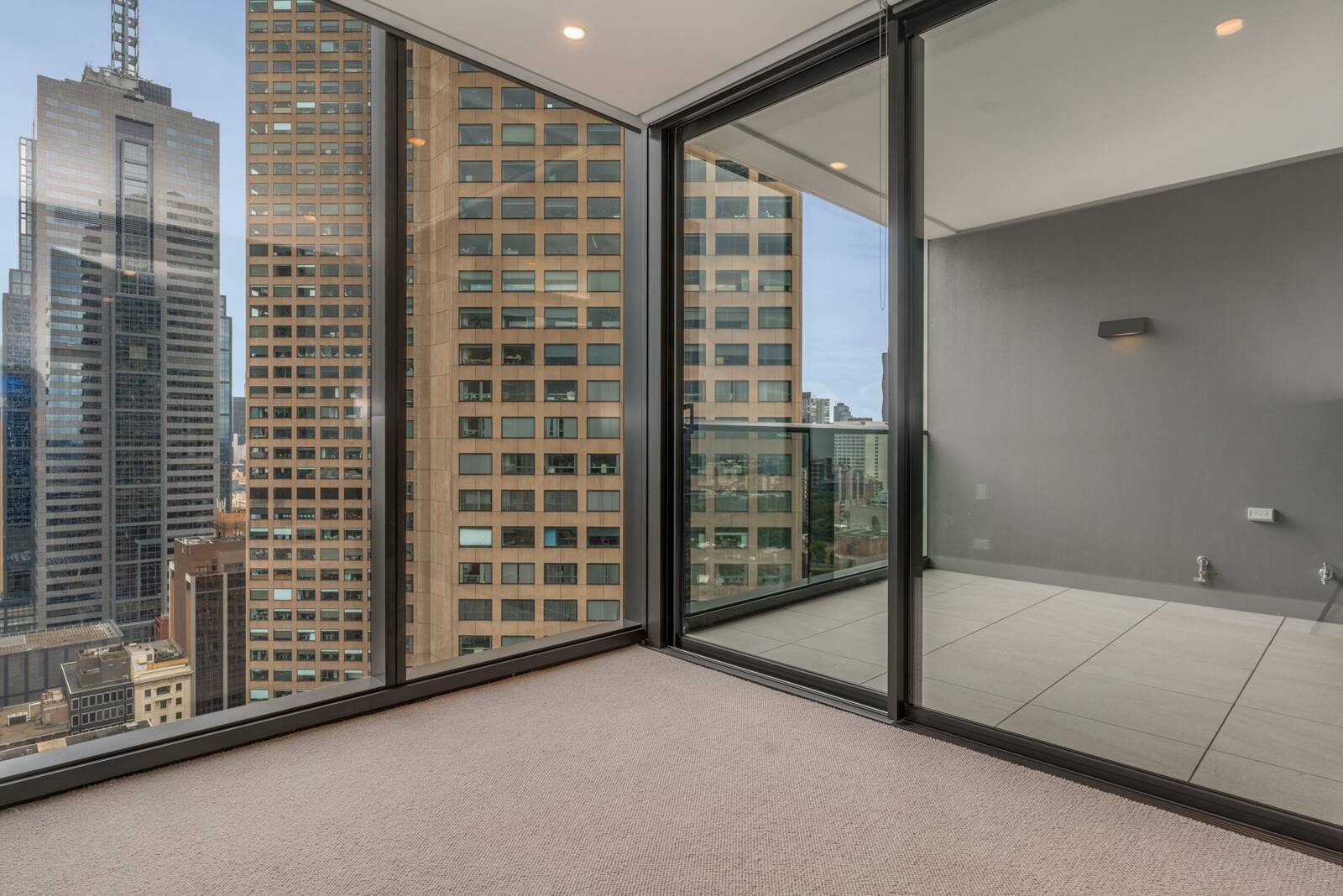 Property Gallery Thumbnail 5