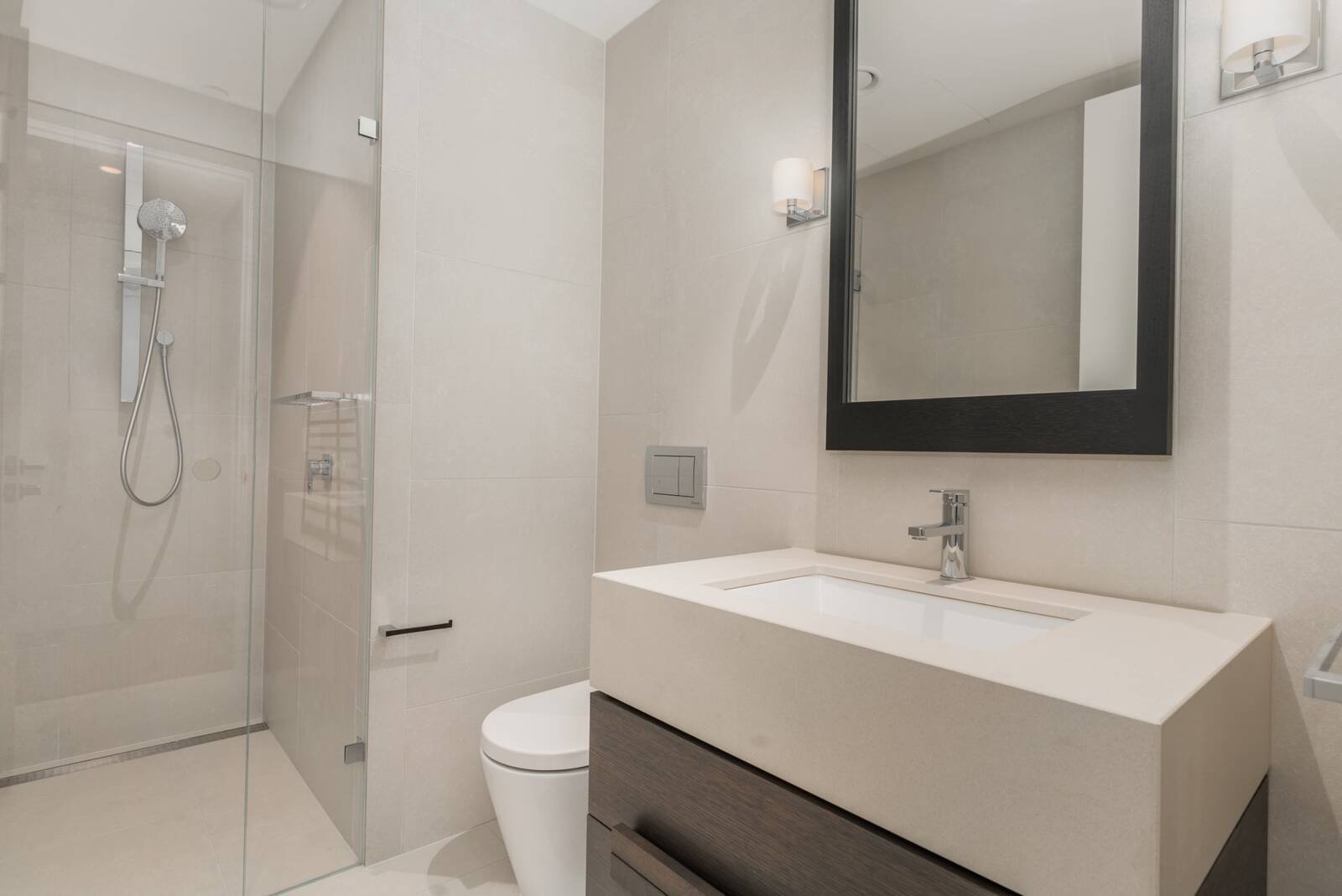 Property Gallery Thumbnail 7