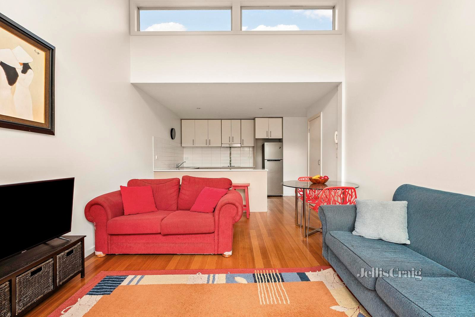 Level 2/28 Pin Oak Crescent, Flemington image 2