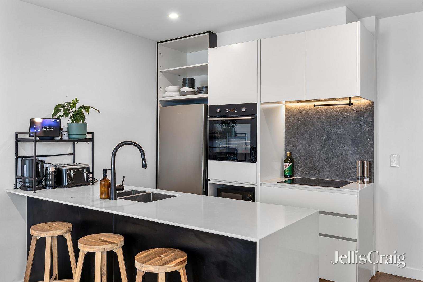 Level 9, Apt 11/443 Upper Heidelberg Road, Ivanhoe image 2