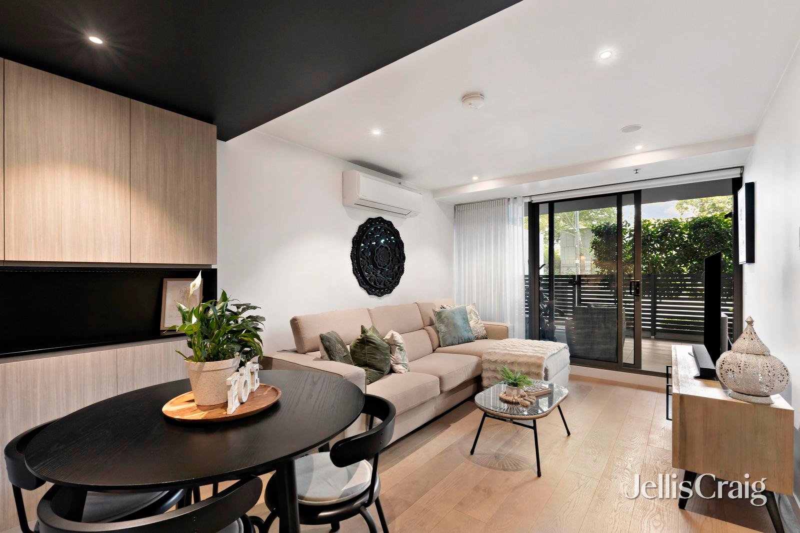 LG01/1 Ascot Vale Road, Flemington image 2