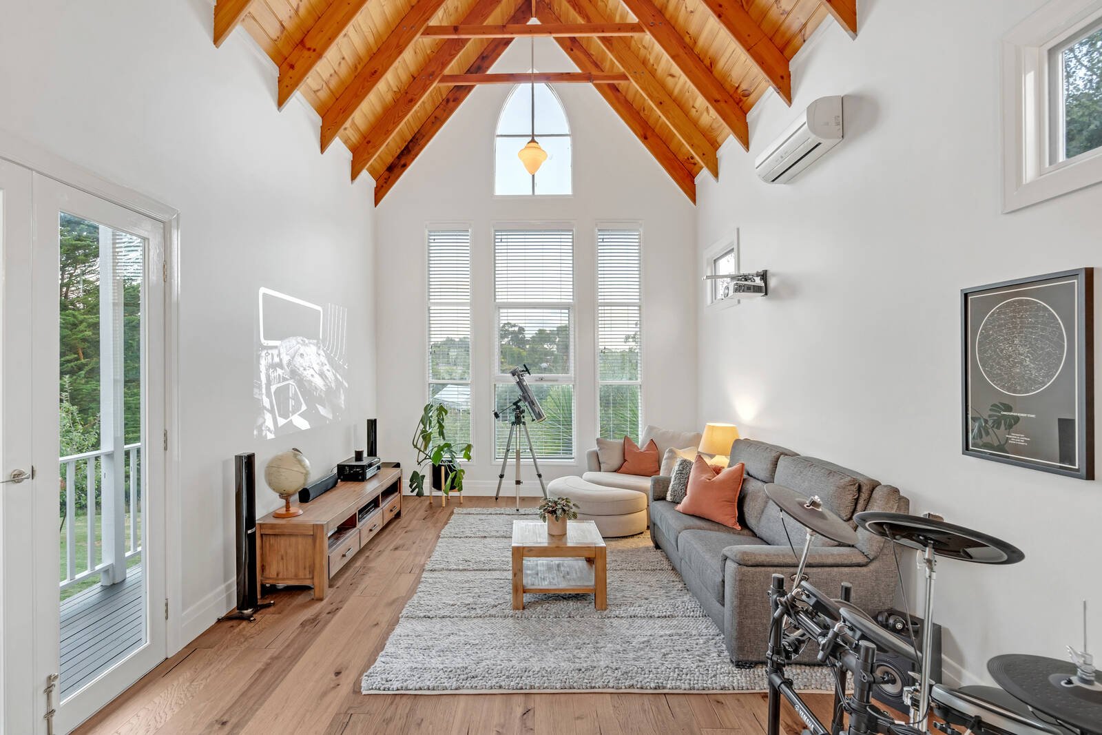 Property Gallery Thumbnail 6