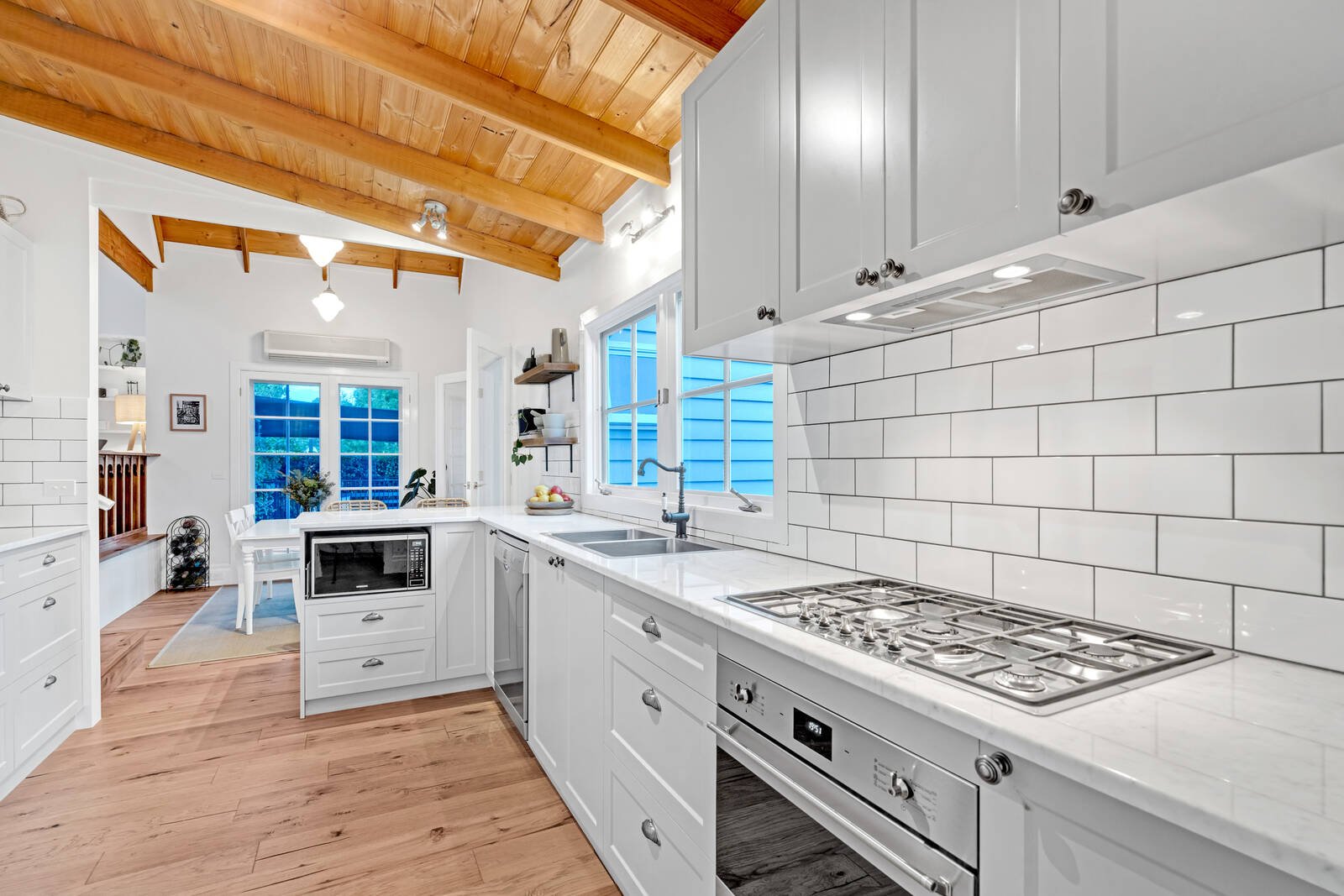 Property Gallery Thumbnail 8