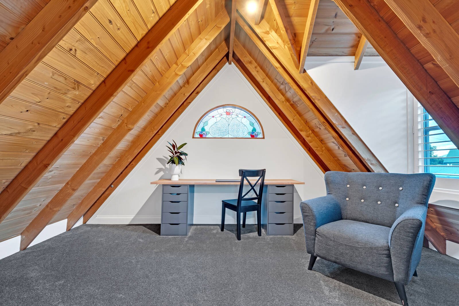 Property Gallery Thumbnail 12