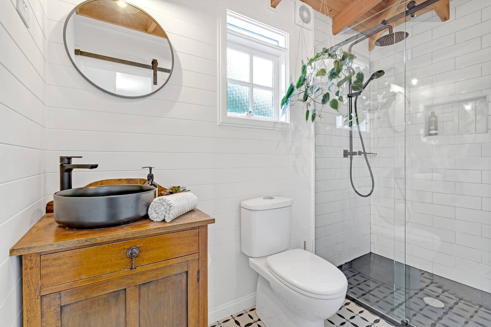 Property Gallery Thumbnail 16