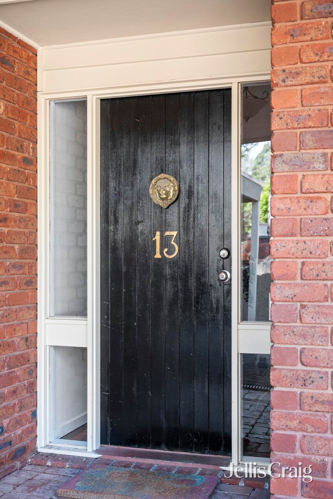 13 Greenwood Lane, Mooroolbark image 2