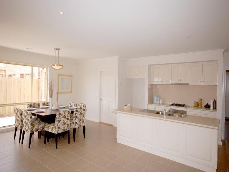 Lot 2 Shortland Way, Leopold image 3