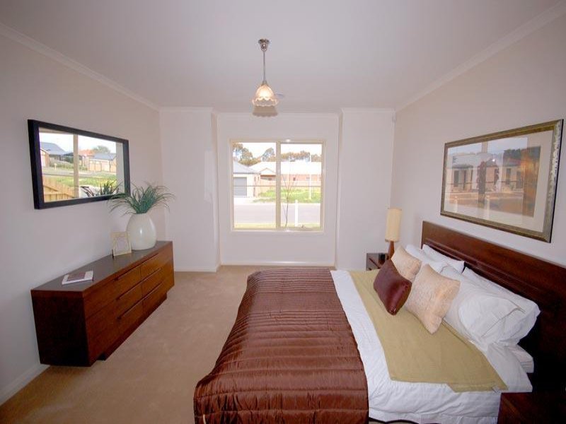 Lot 2 Shortland Way, Leopold image 7