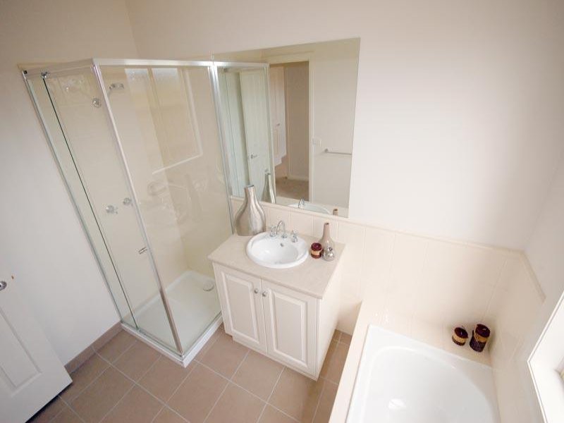 Lot 2 Shortland Way, Leopold image 8
