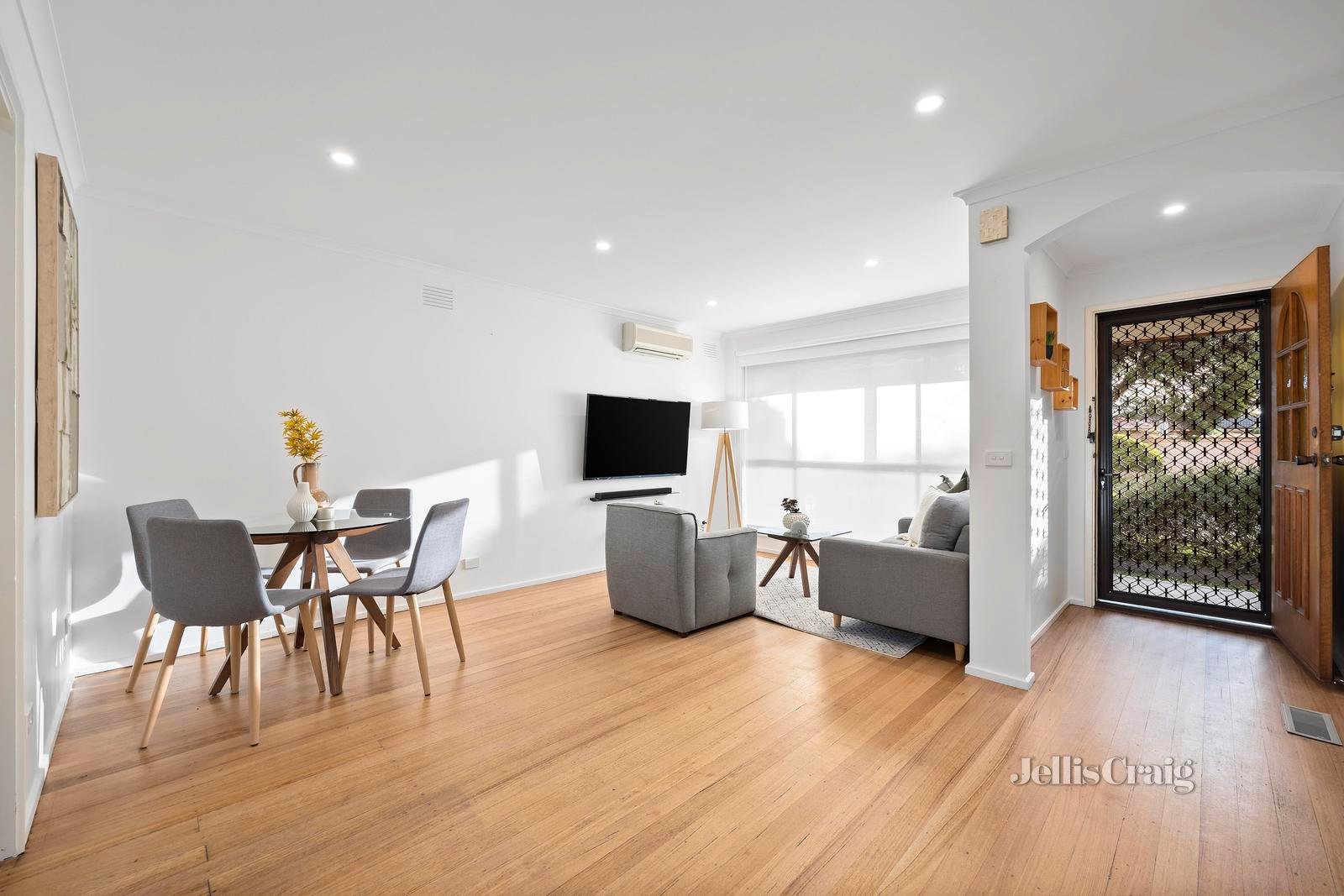 3/2-4 Eastfield Road, Ringwood East image 3