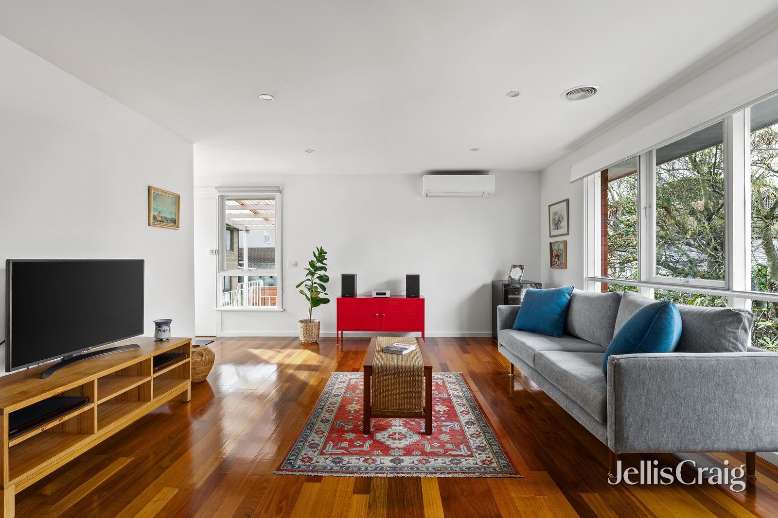 4/60 Barton Street, Surrey&nbsp;Hills image 2