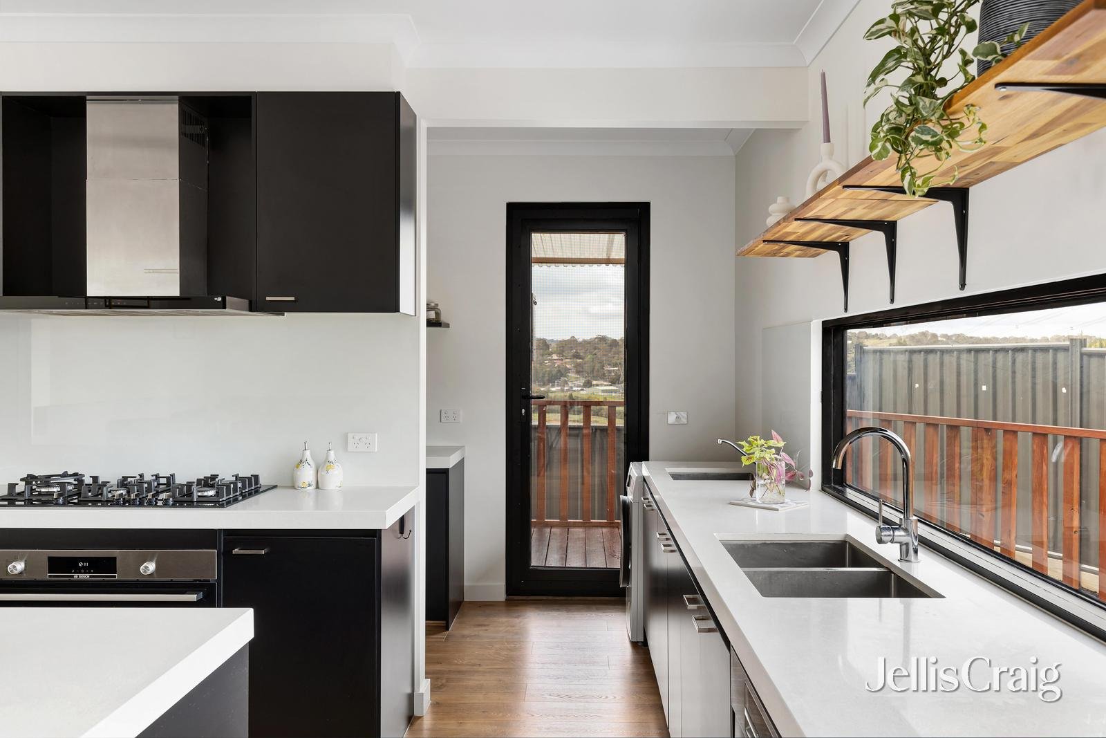 13 Aspiration Rise, Diamond Creek image 10