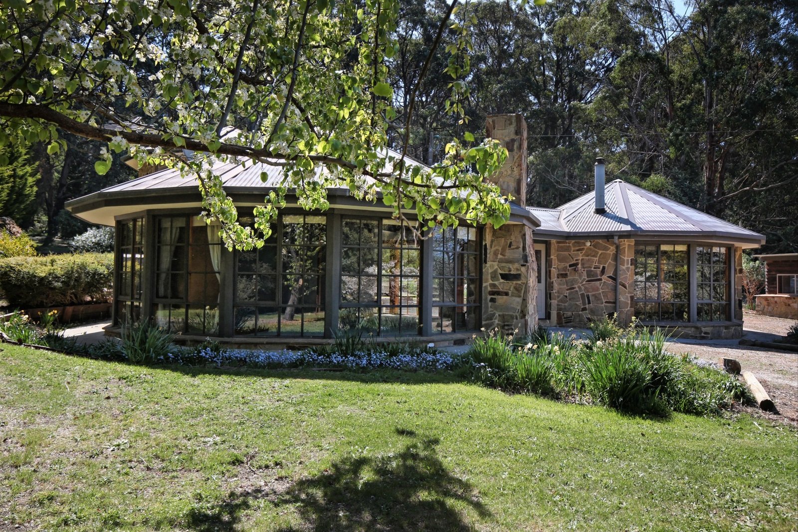 Property Gallery Thumbnail 2
