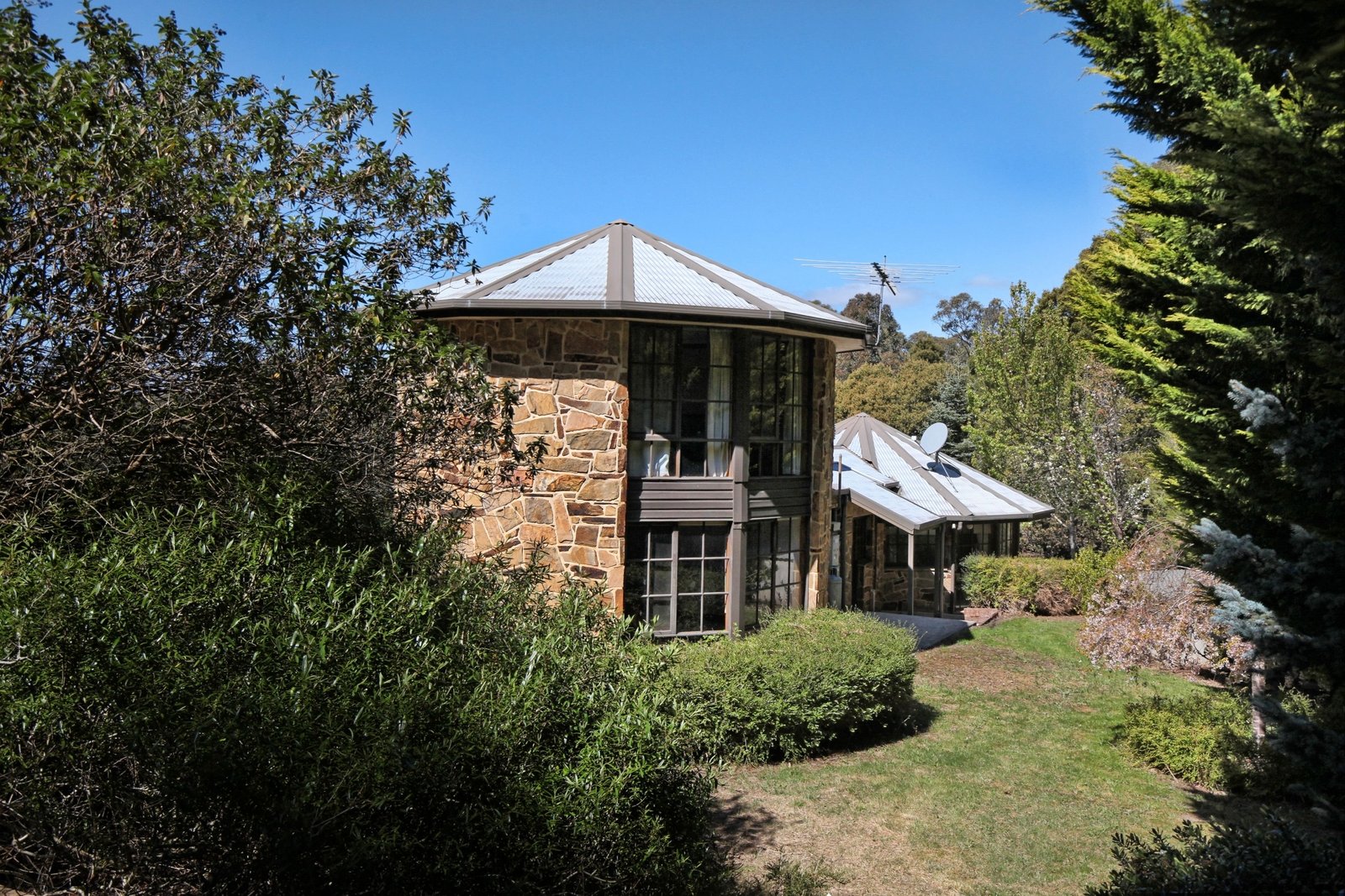 Property Gallery Thumbnail 4