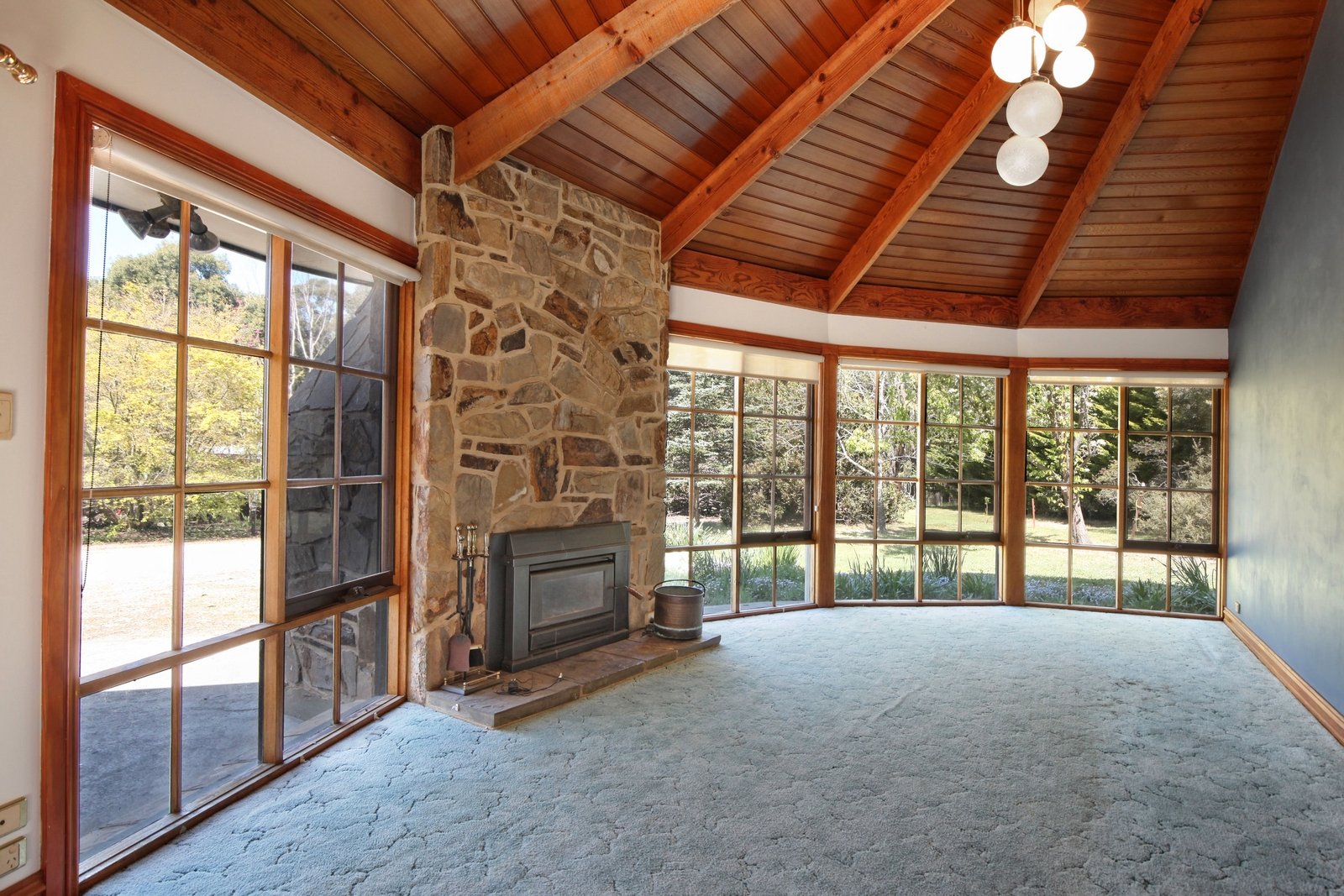 Property Gallery Thumbnail 8