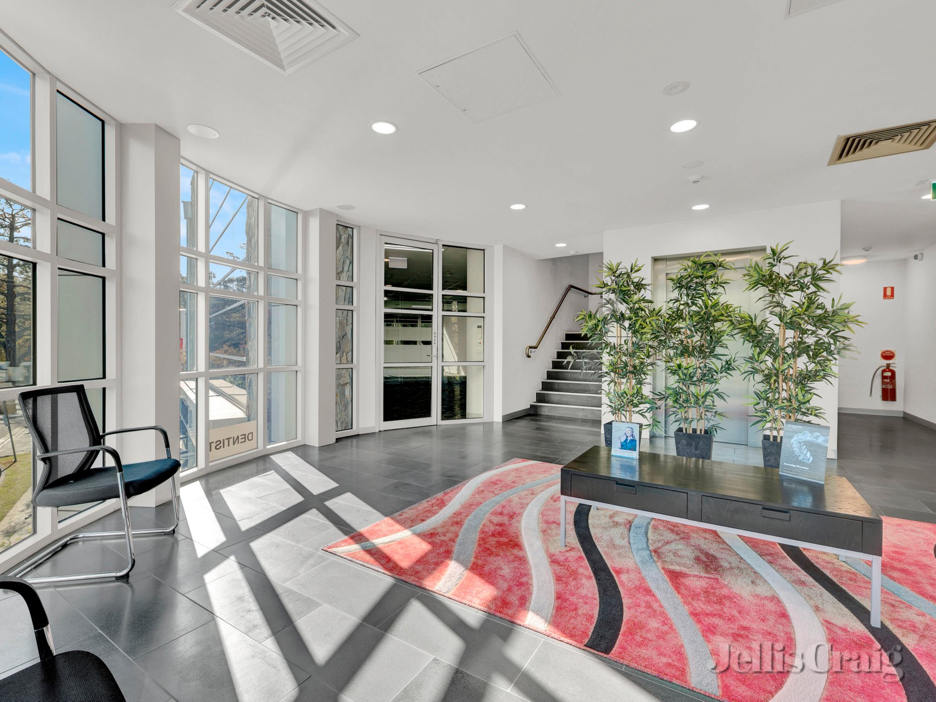 Part Level 1/76-82 Turnham Avenue, Rosanna image 2