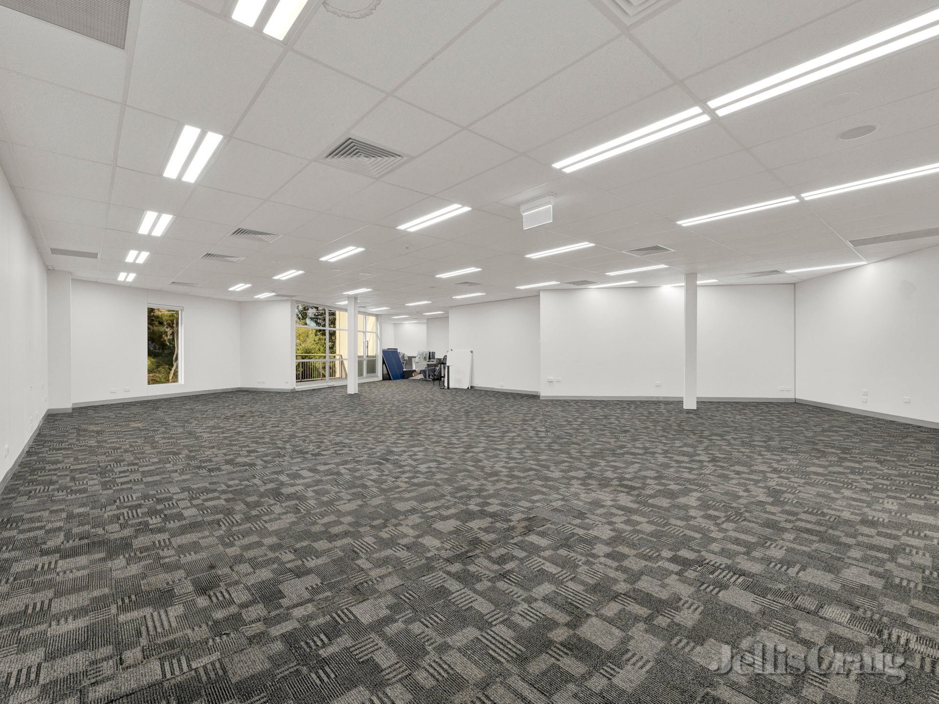 Part Level 1/76-82 Turnham Avenue, Rosanna image 4