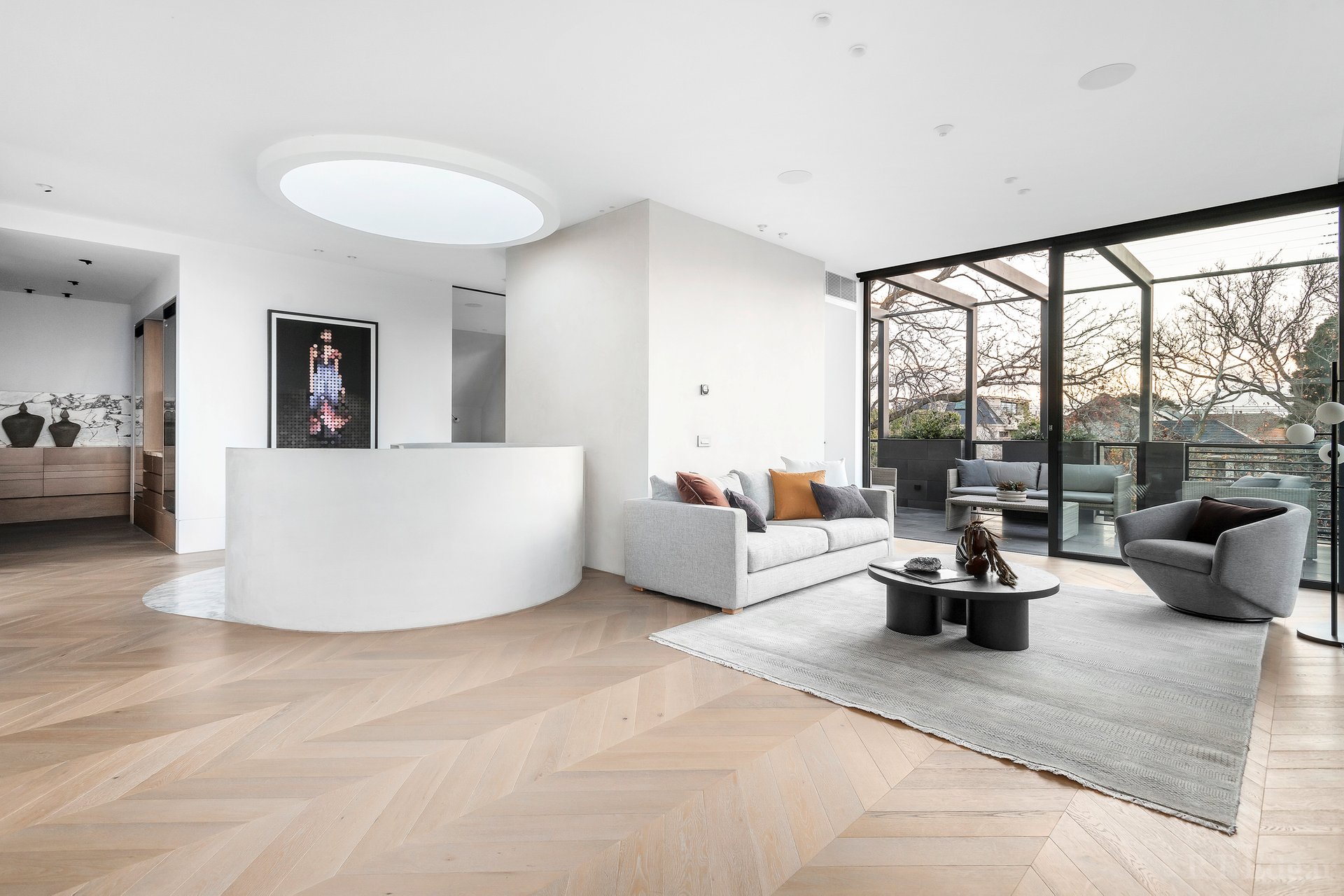 Property Gallery Thumbnail 3