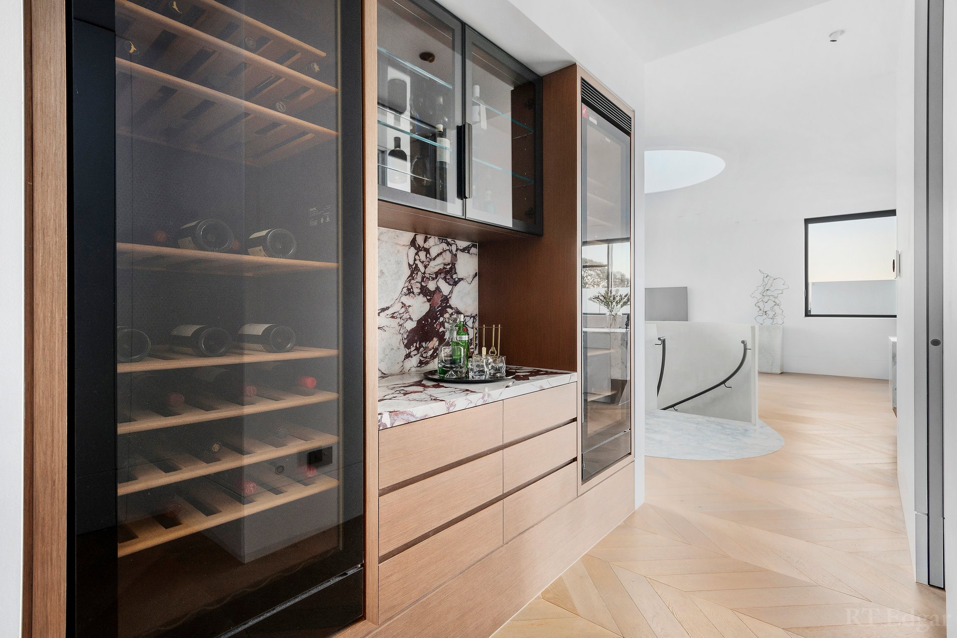 Property Gallery Thumbnail 6