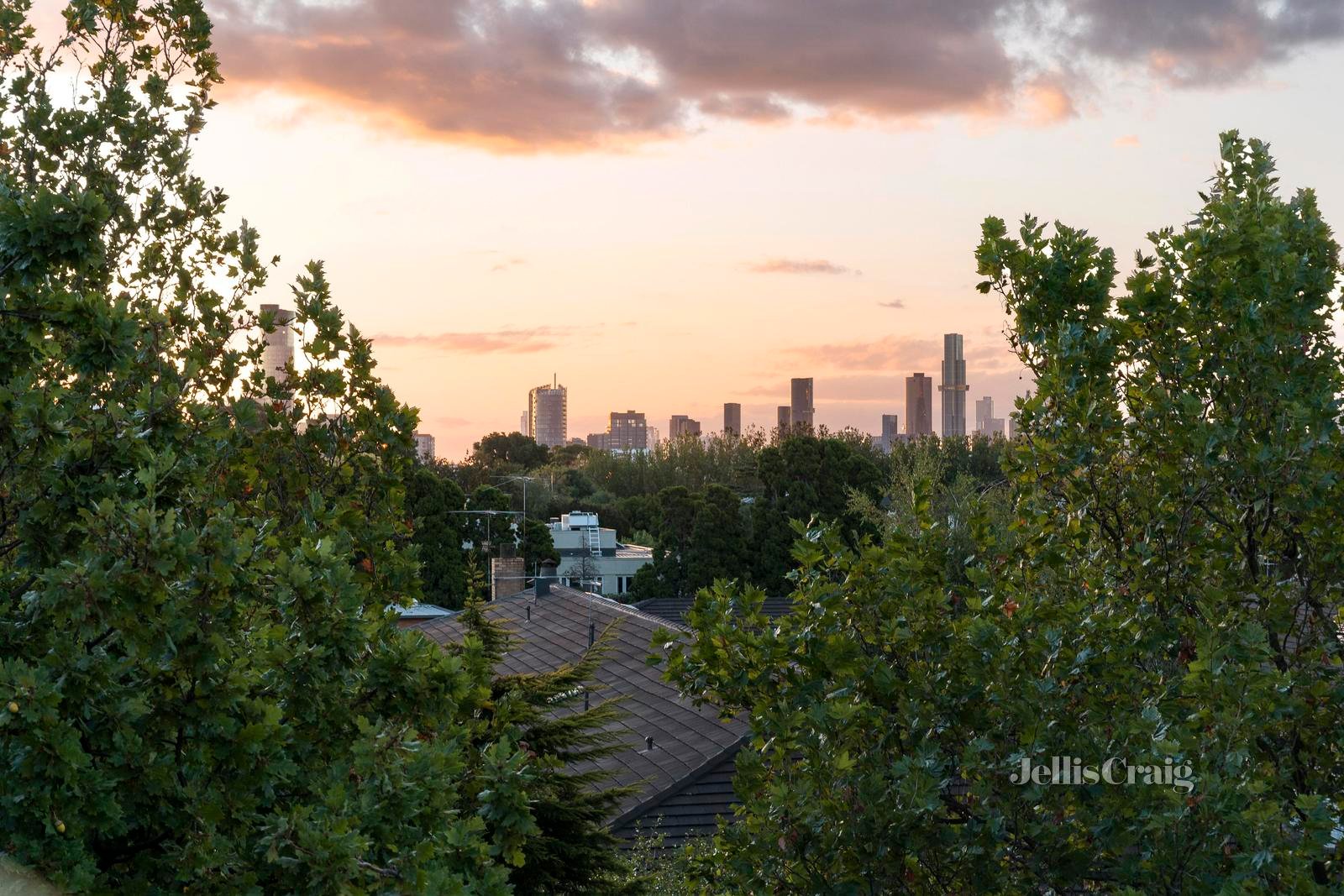 Penthouse 3/2B St Georges Road, Toorak image 5