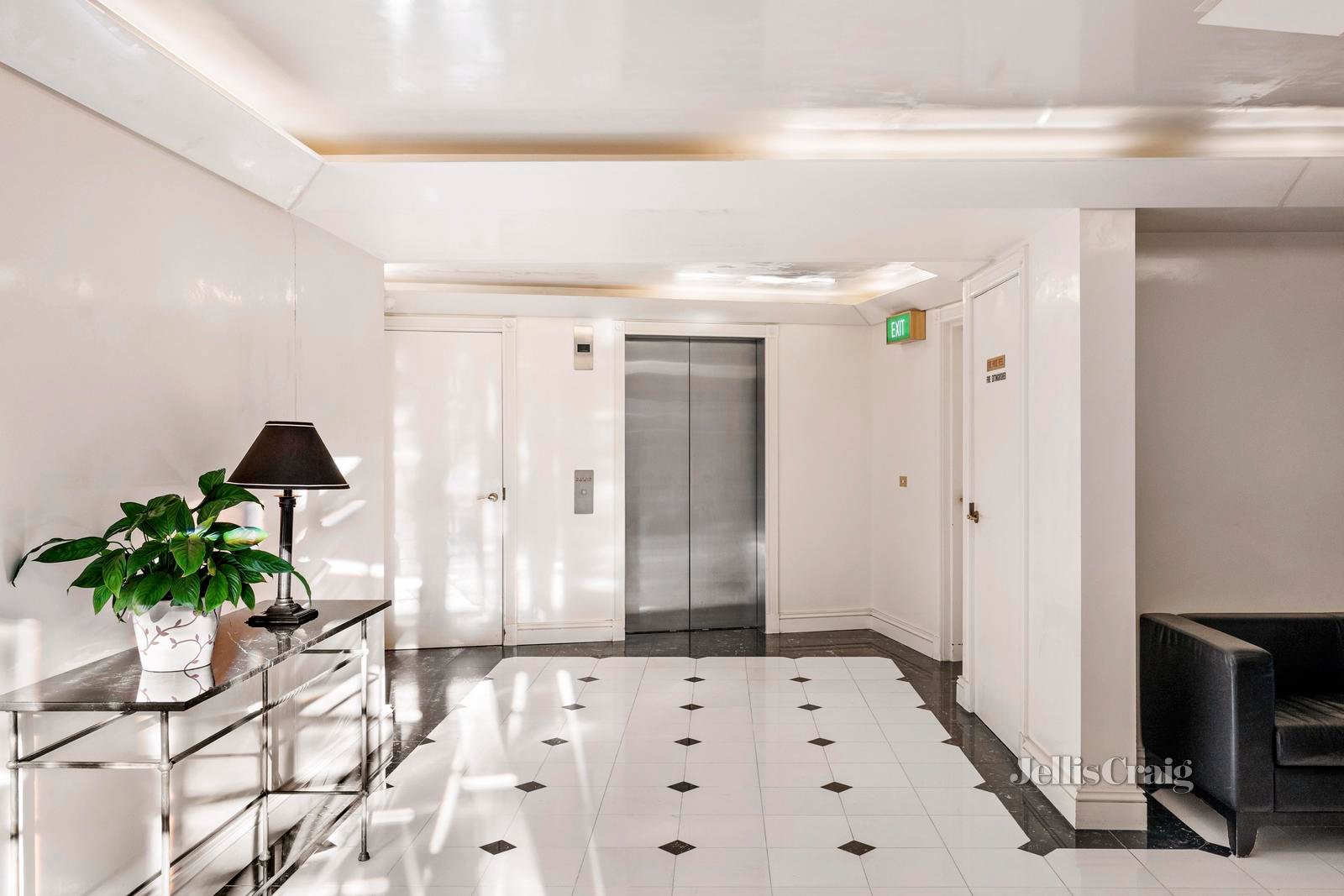 Penthouse 3/2B St Georges Road, Toorak image 21