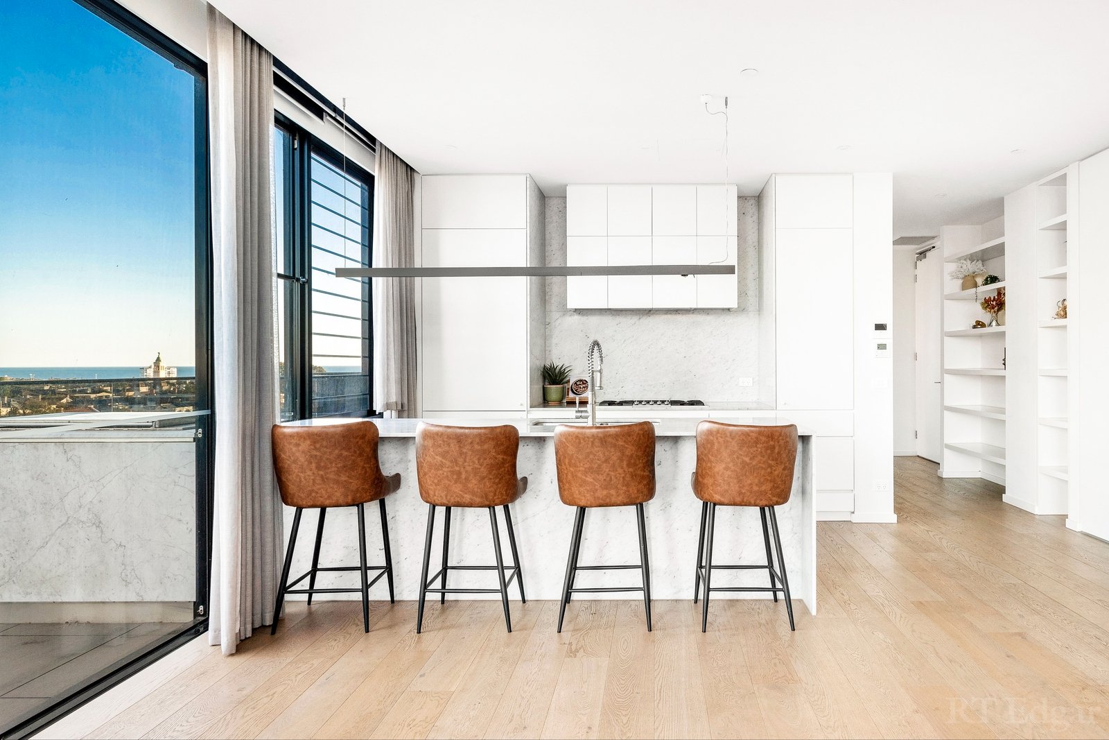 Property Gallery Thumbnail 5