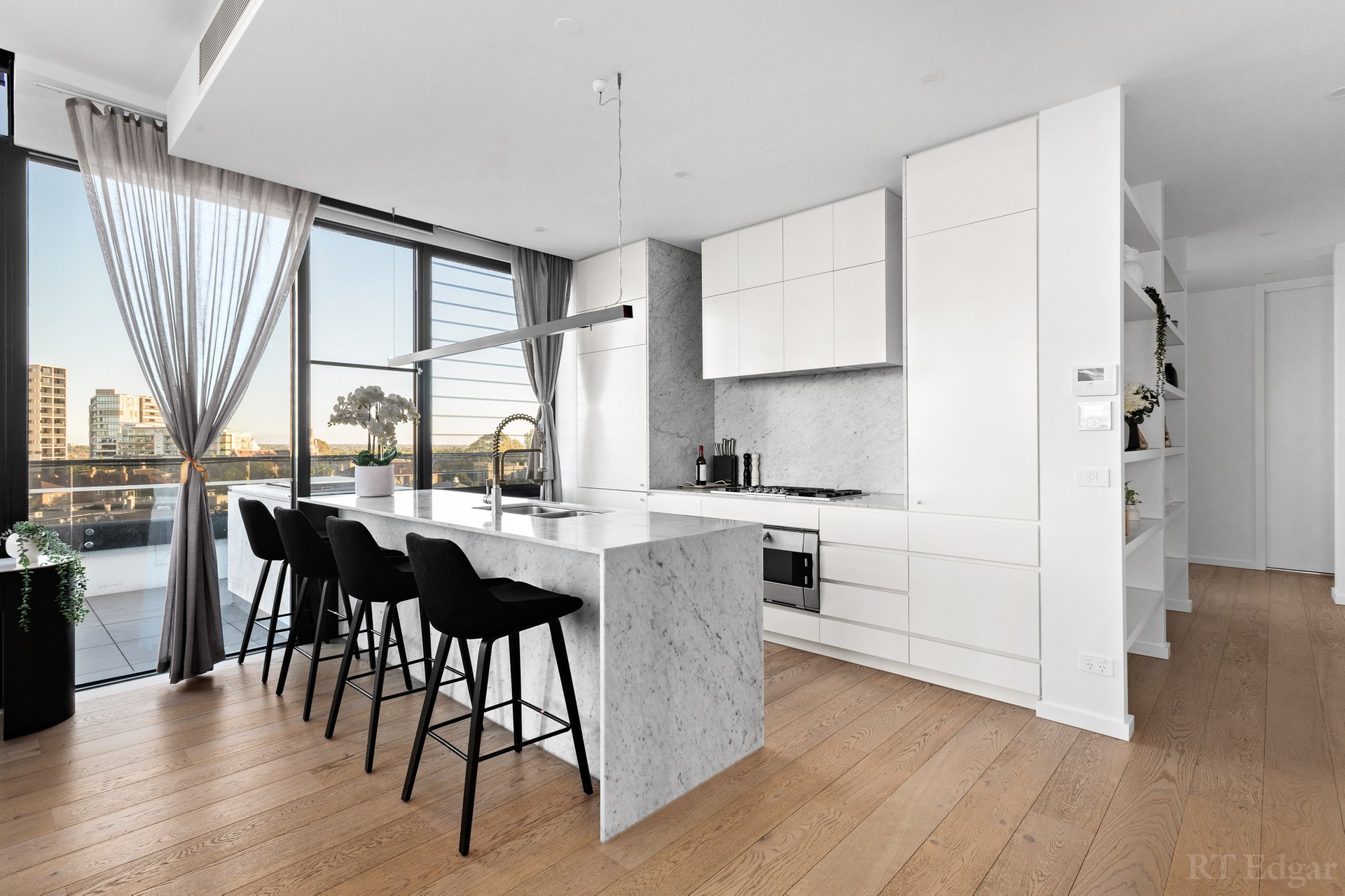 Property Gallery Thumbnail 2