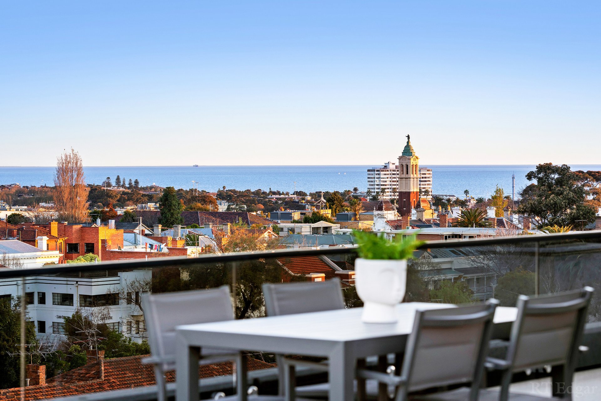 Property Gallery Thumbnail 9