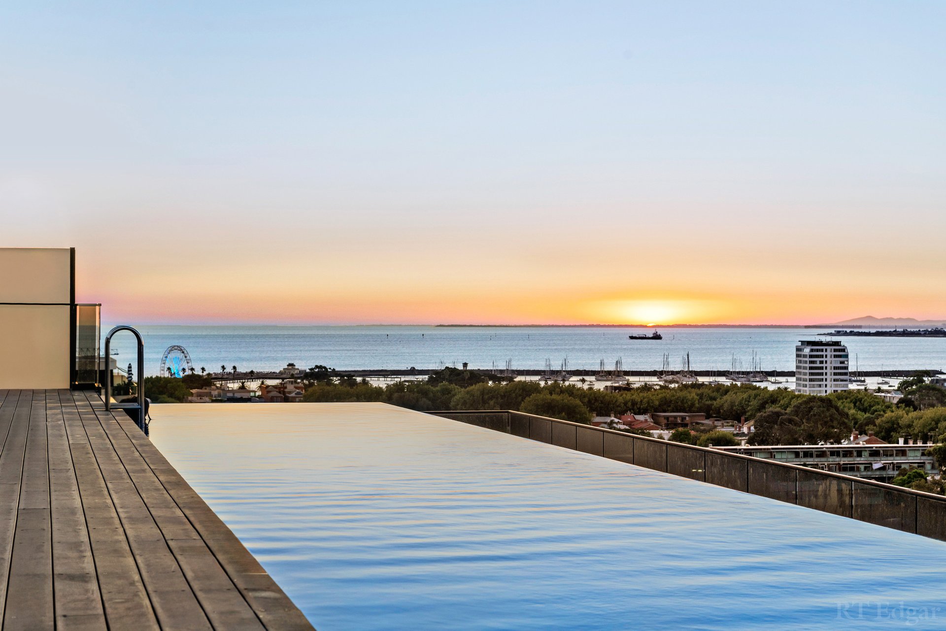 Property Gallery Thumbnail 11